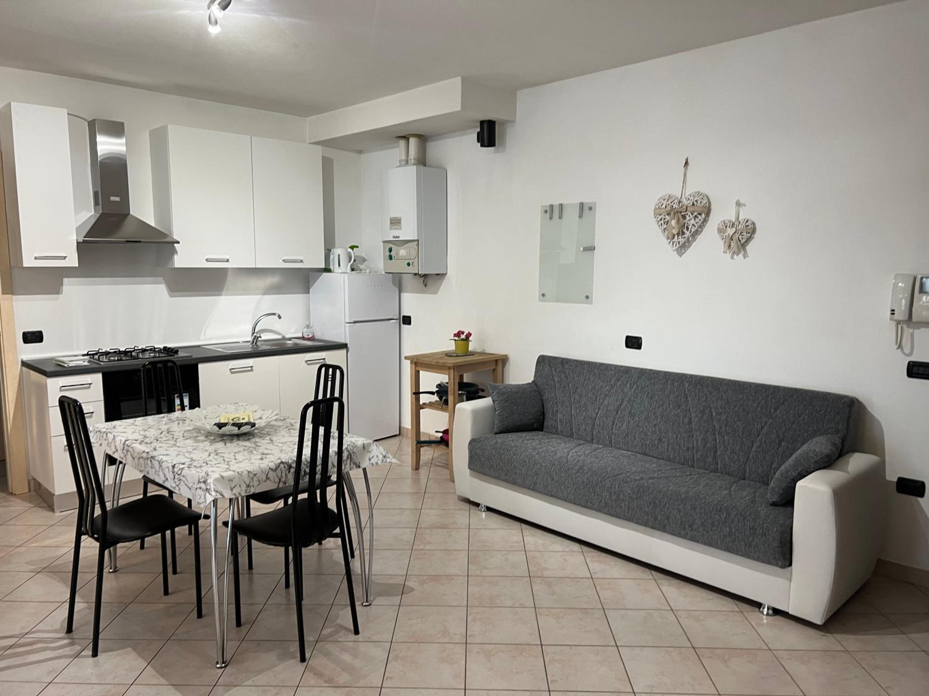 Two-Bedroom Apartment - Photo 10