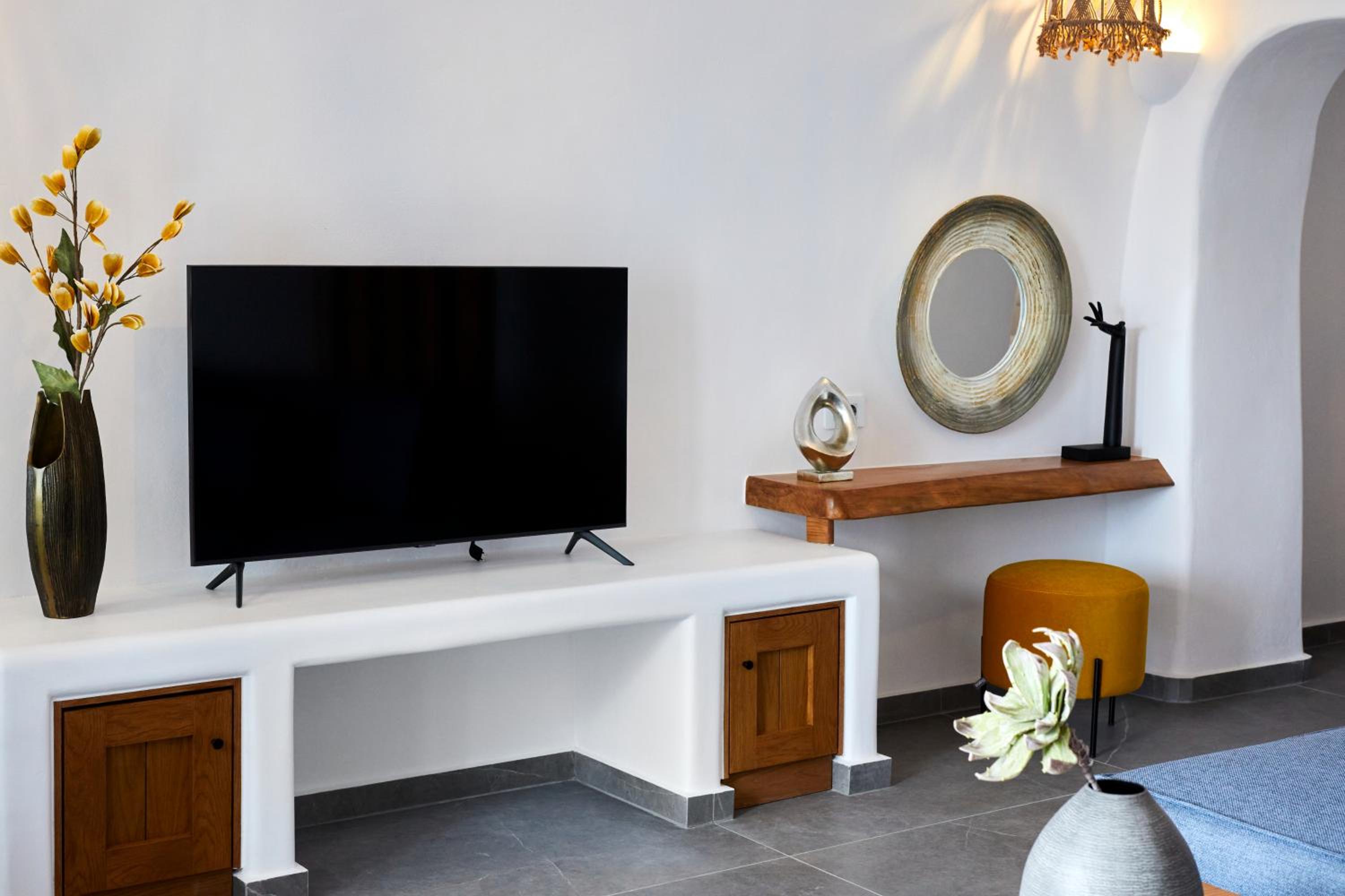 Deluxe Suite with outdoor heated jetted tub - Photo 15