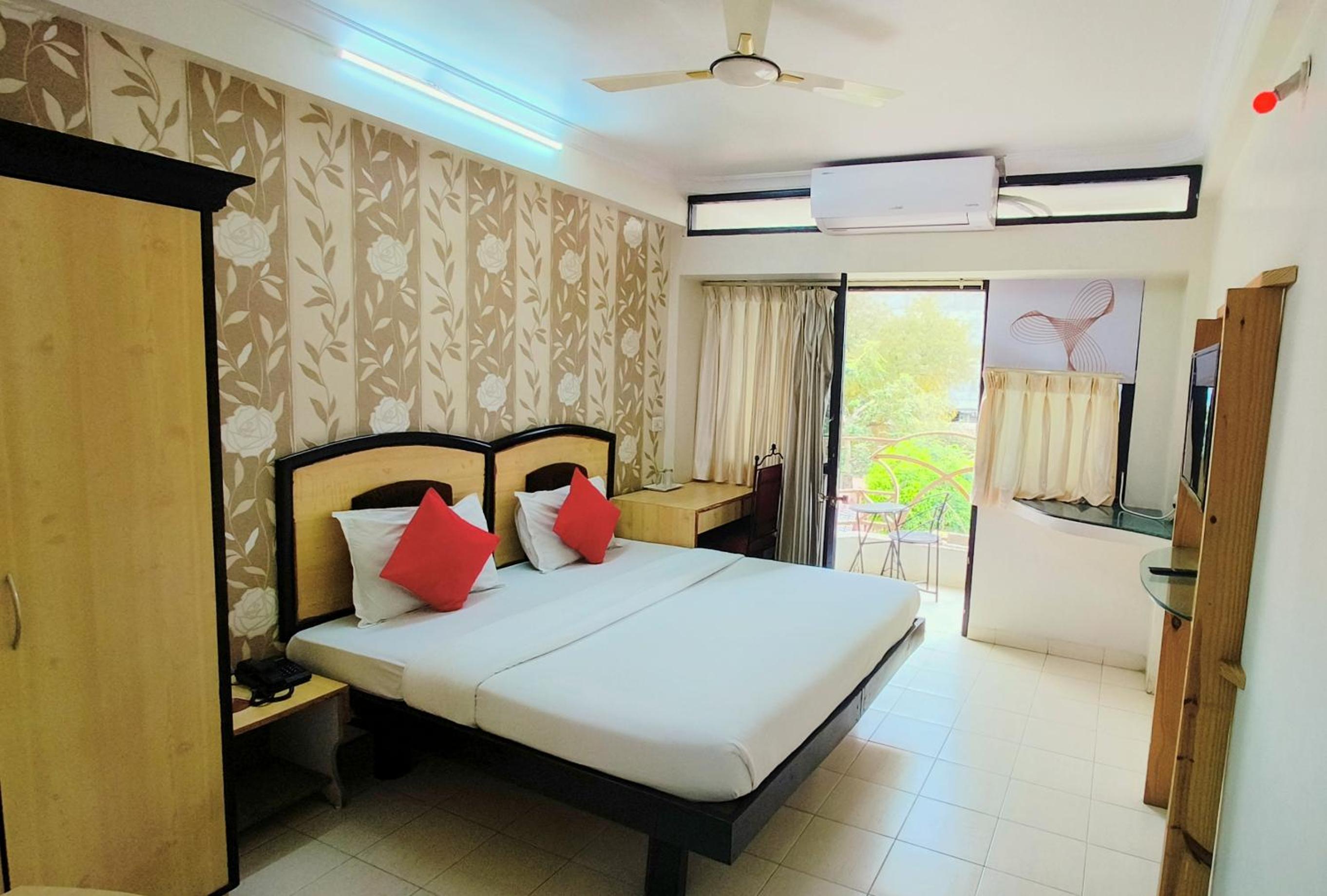 Double Room with Garden View