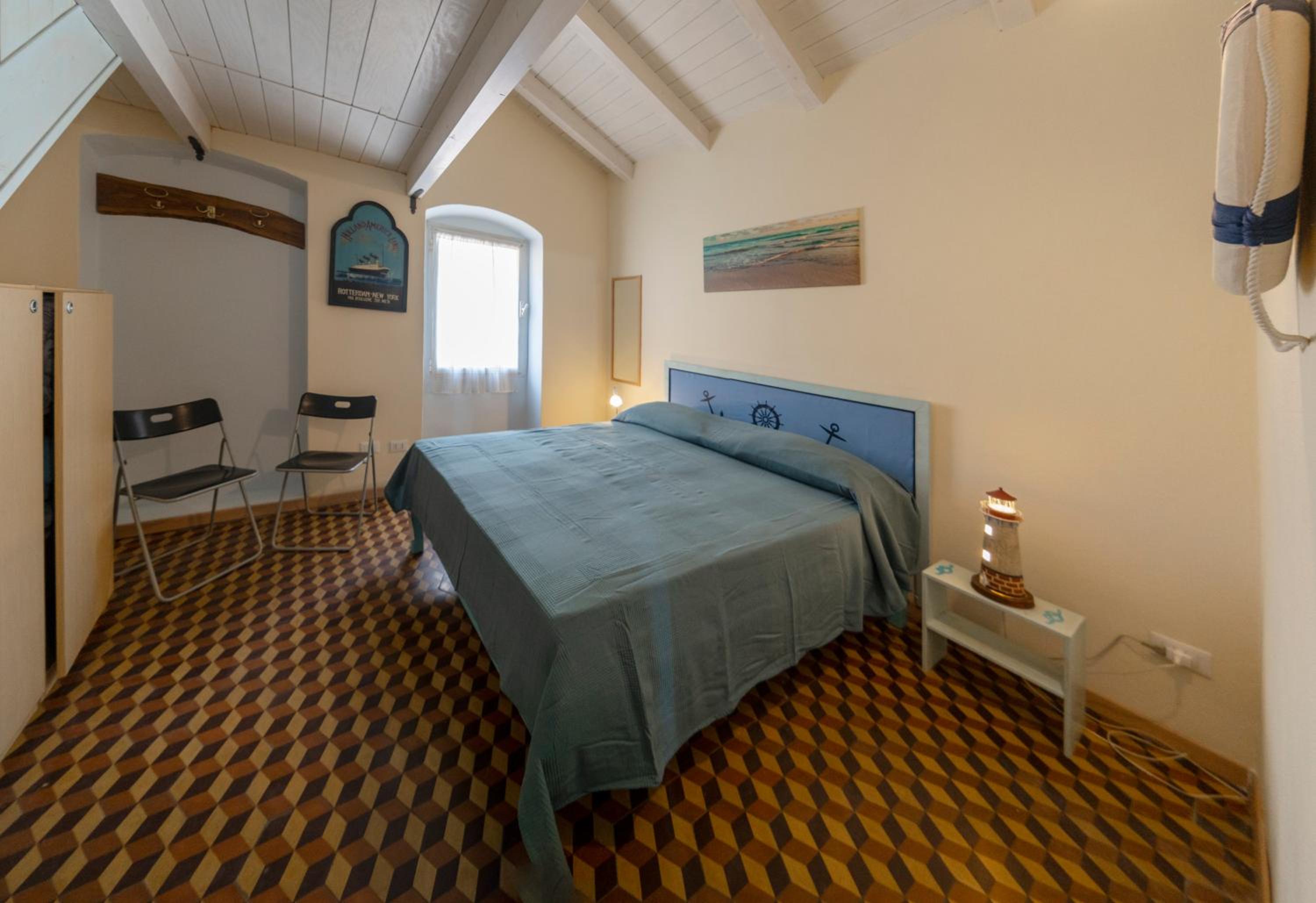 Maisonette photo 2