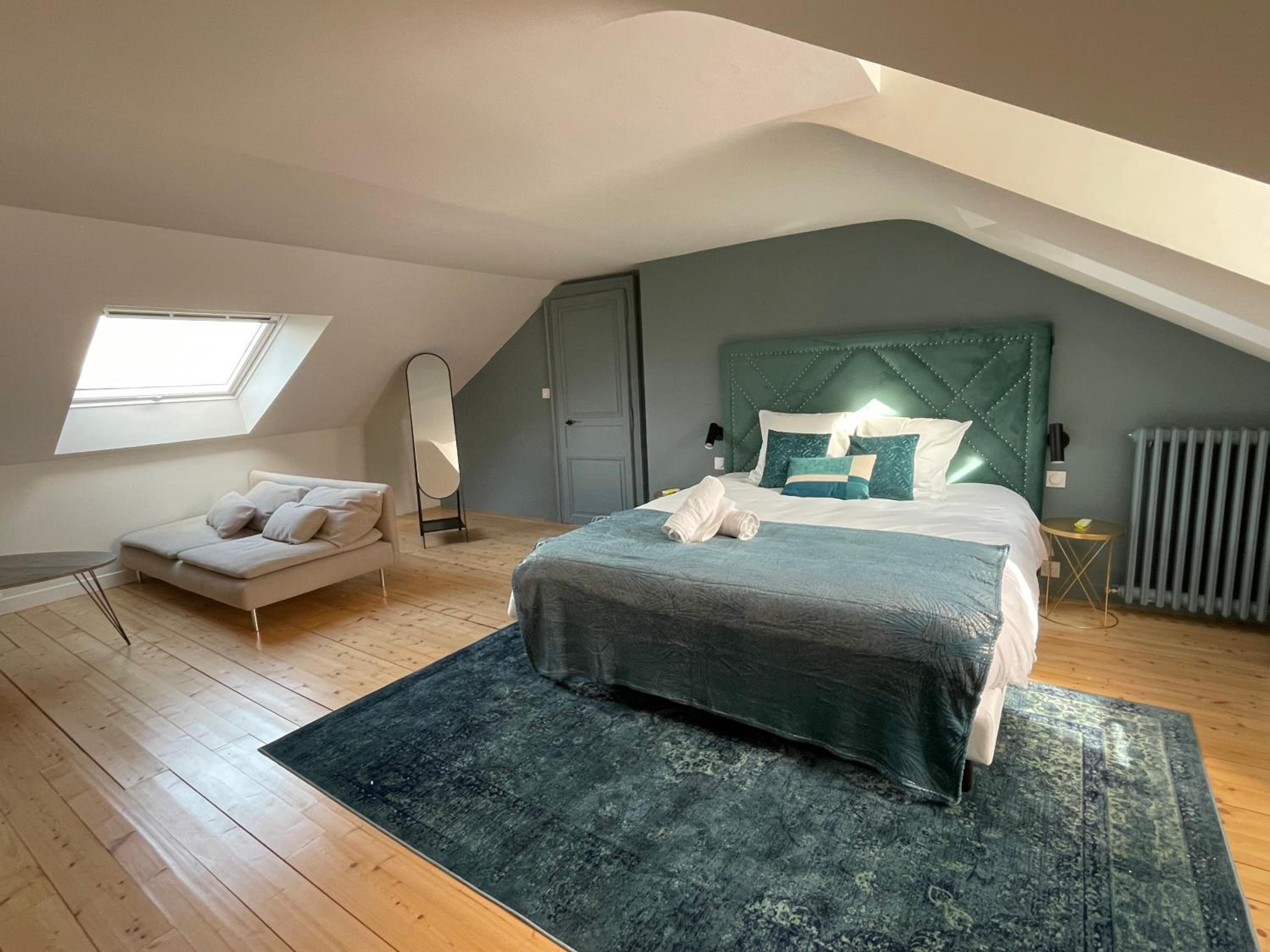 Double Room with Private Bathroom - Photo 1