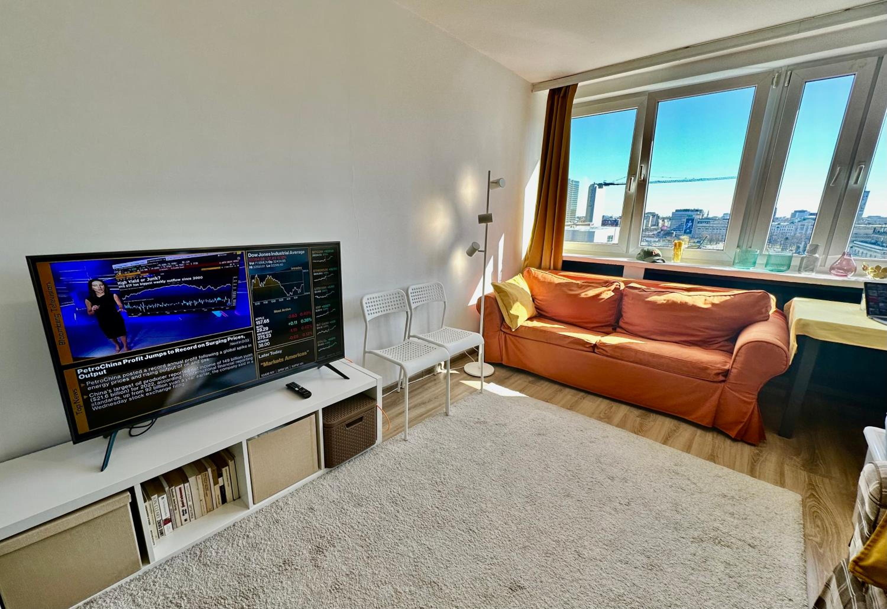 One-Bedroom Apartment - Photo 18