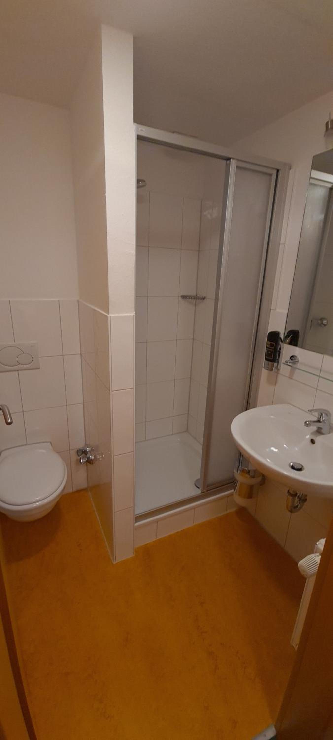 Budget Double or Twin Room - Photo 2