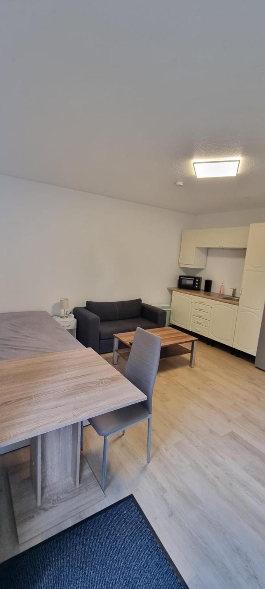 One-Bedroom Apartment photo 1