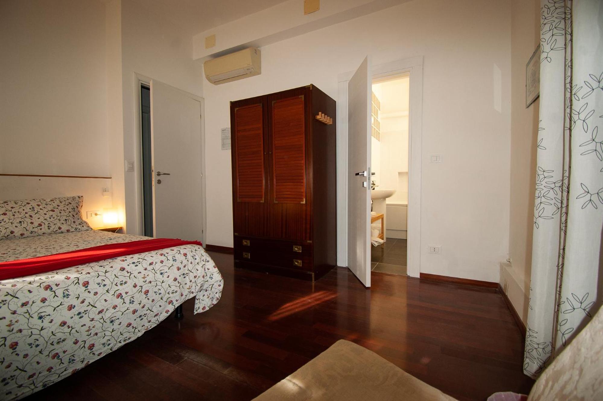 Deluxe Double or Twin Room photo 1