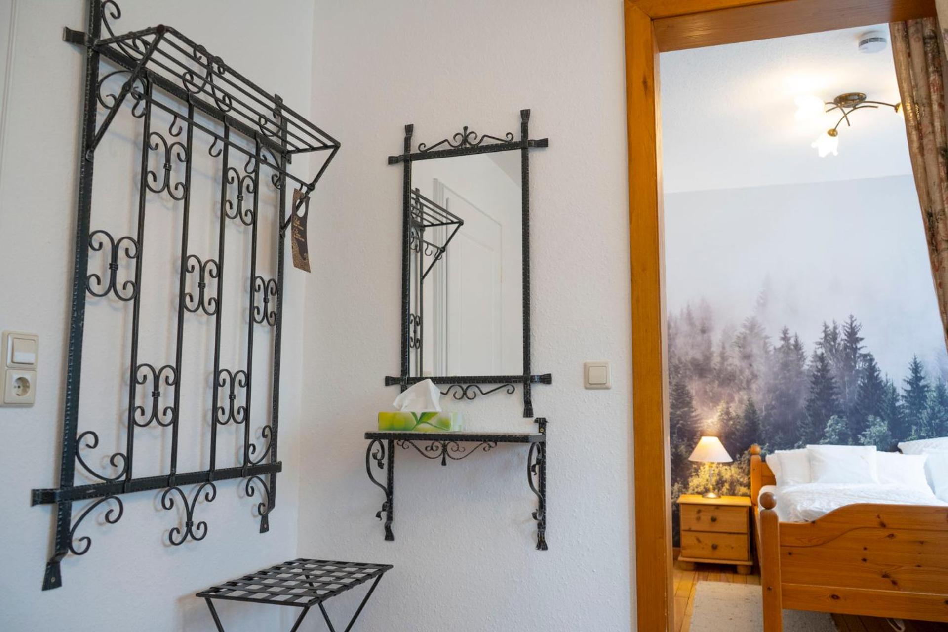 Junior Suite with Mountain View - Photo 4