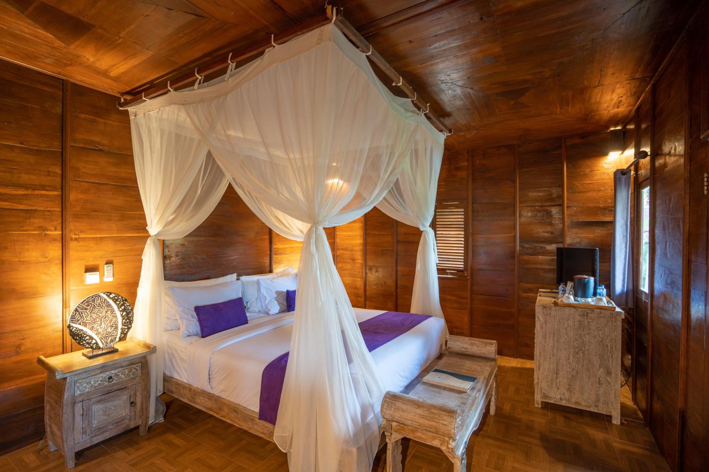 Suite with Garden View - Photo 18