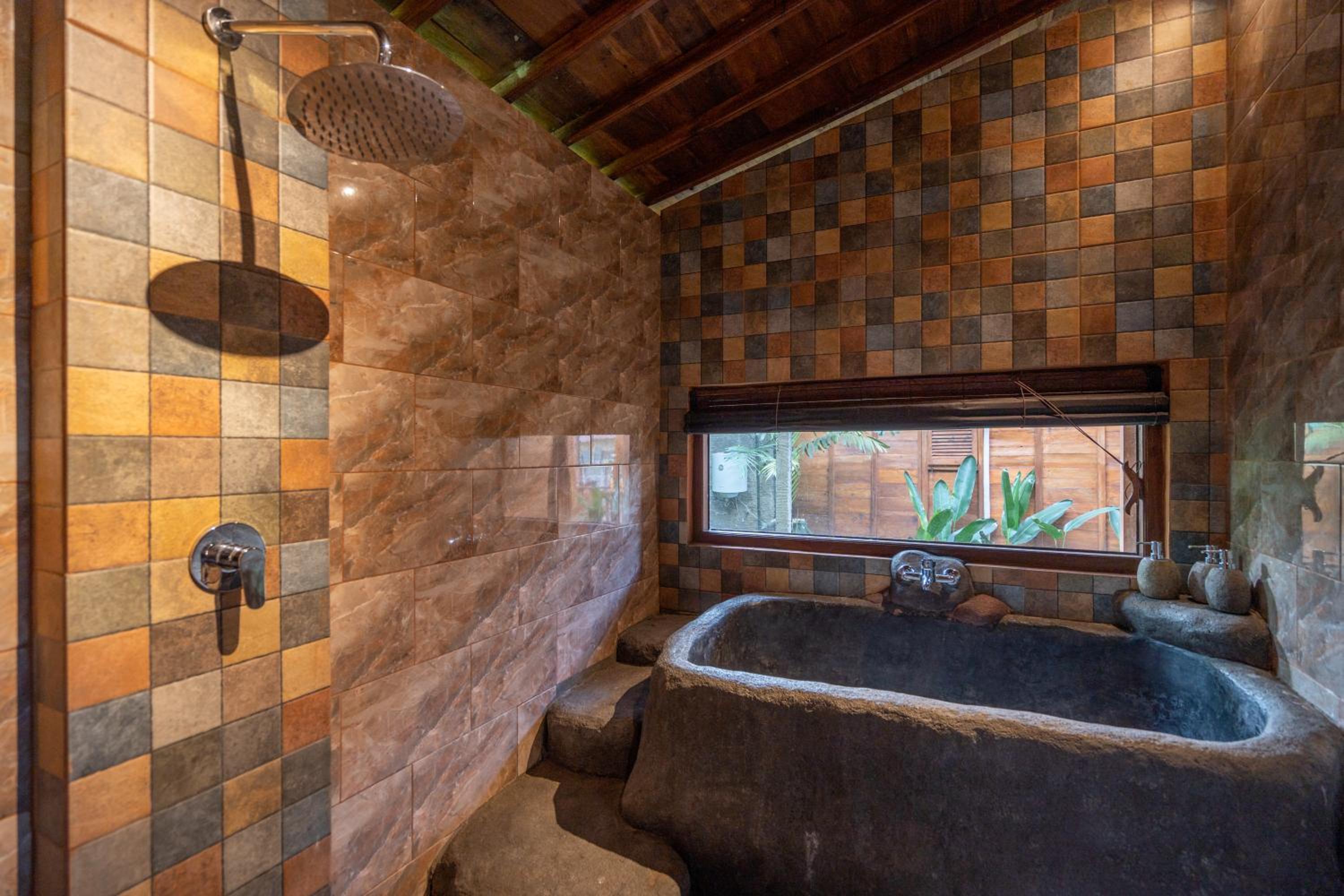 Suite with Garden View - Photo 11