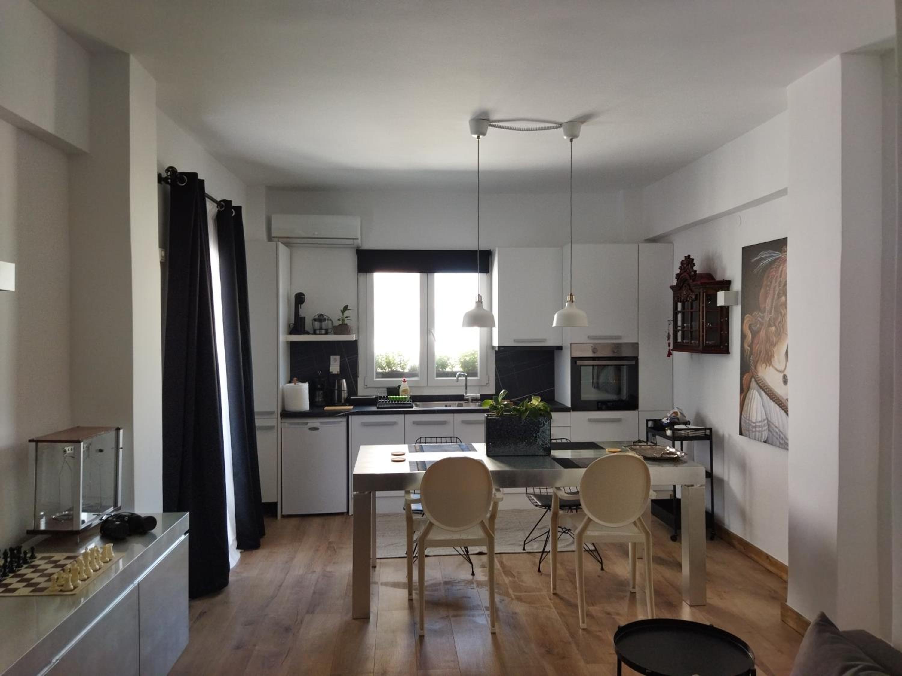 One-Bedroom Apartment - Photo 17