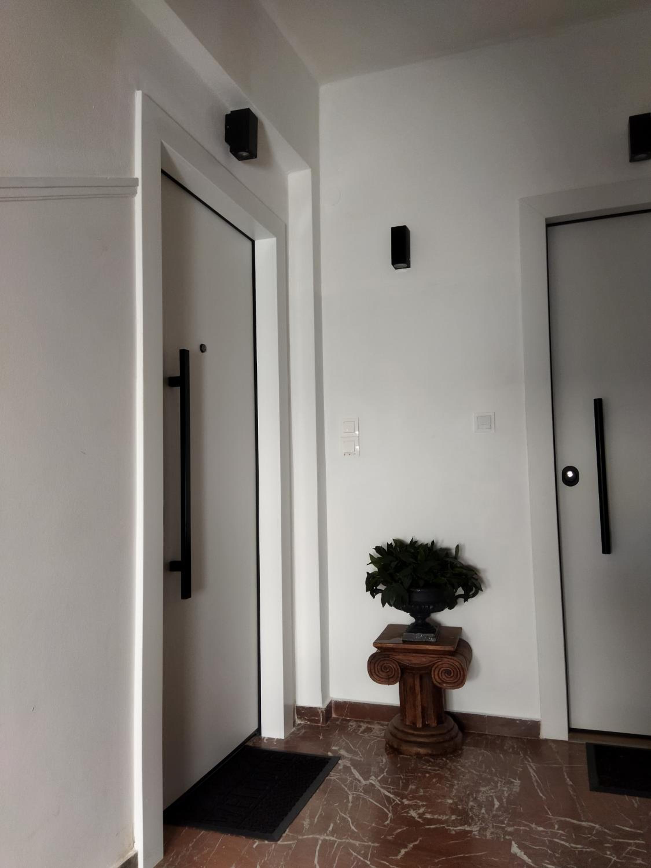 One-Bedroom Apartment - Photo 6