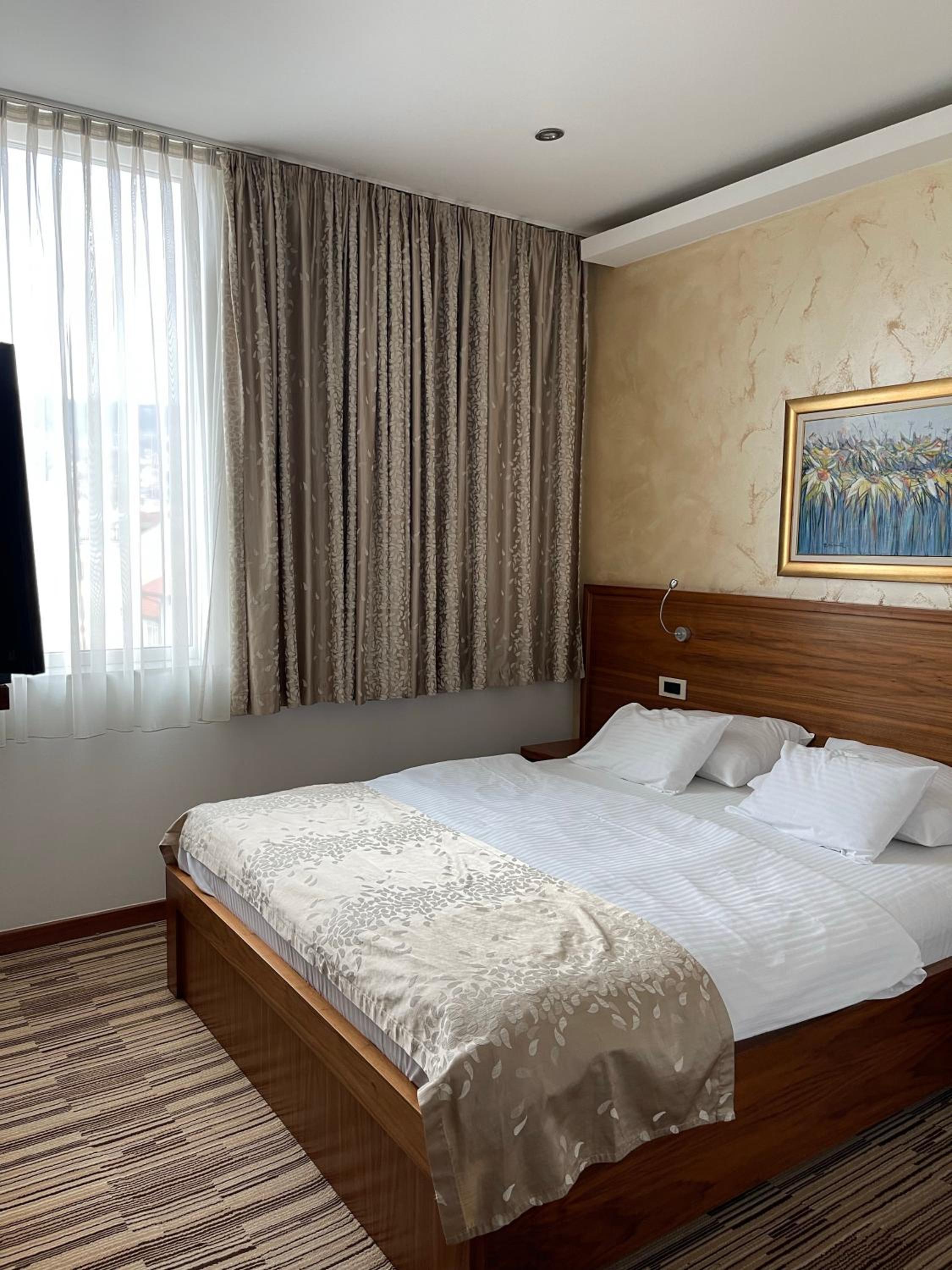 Junior Suite - Photo 12