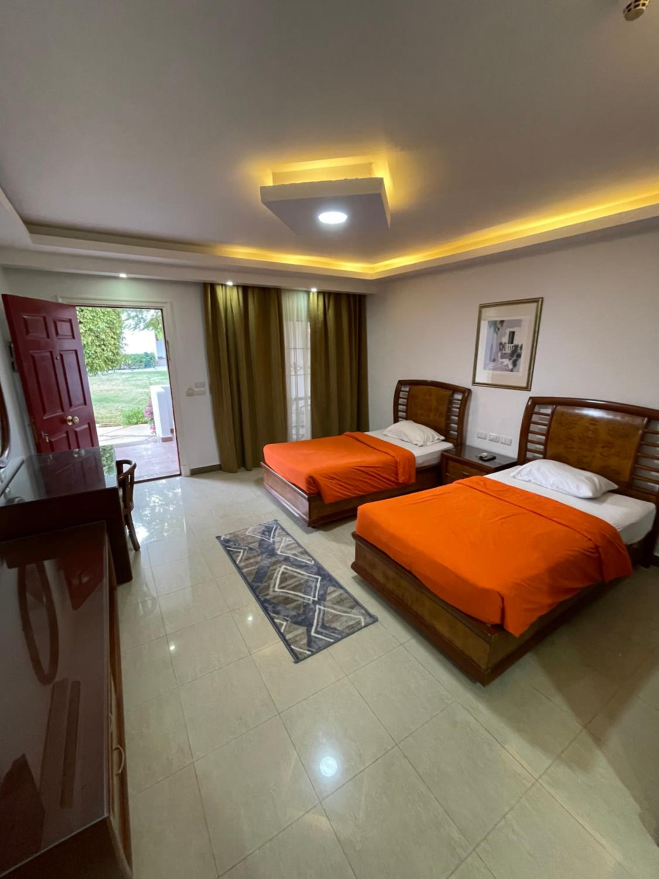Deluxe Family Room - Photo 62
