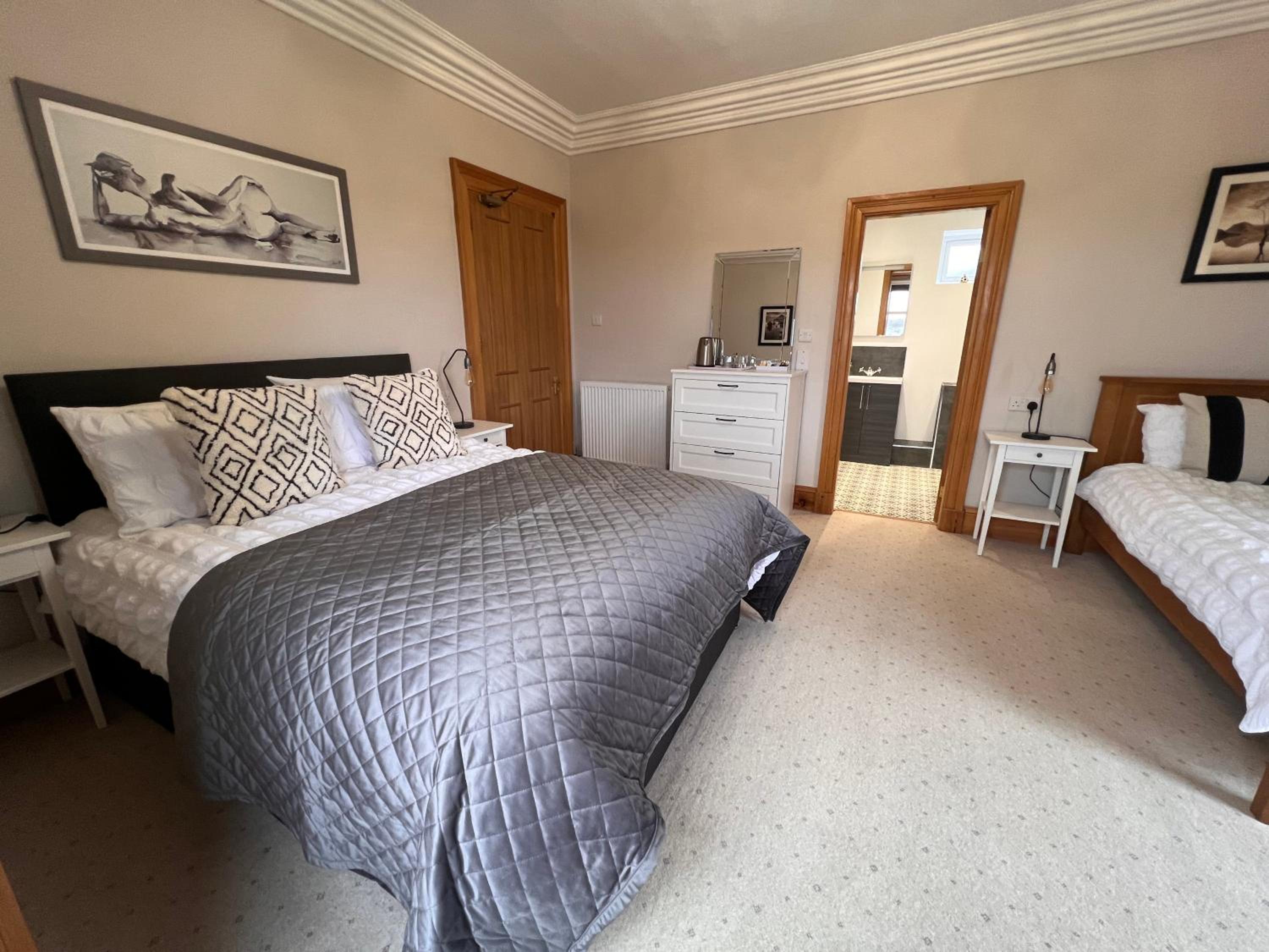 Deluxe Double or Twin Room with Sea View - Photo 4