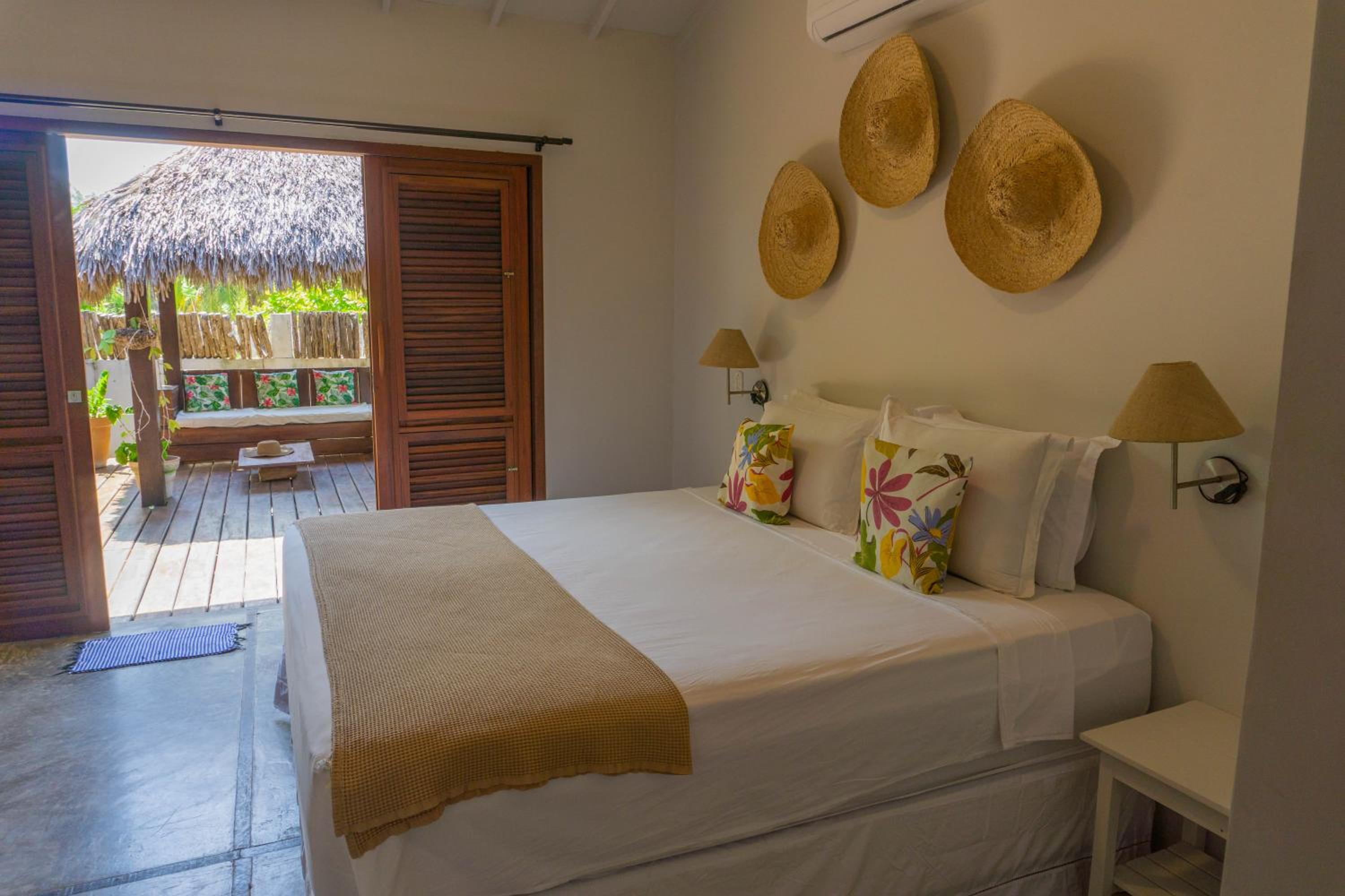 Deluxe Double Room with Balcony photo 1
