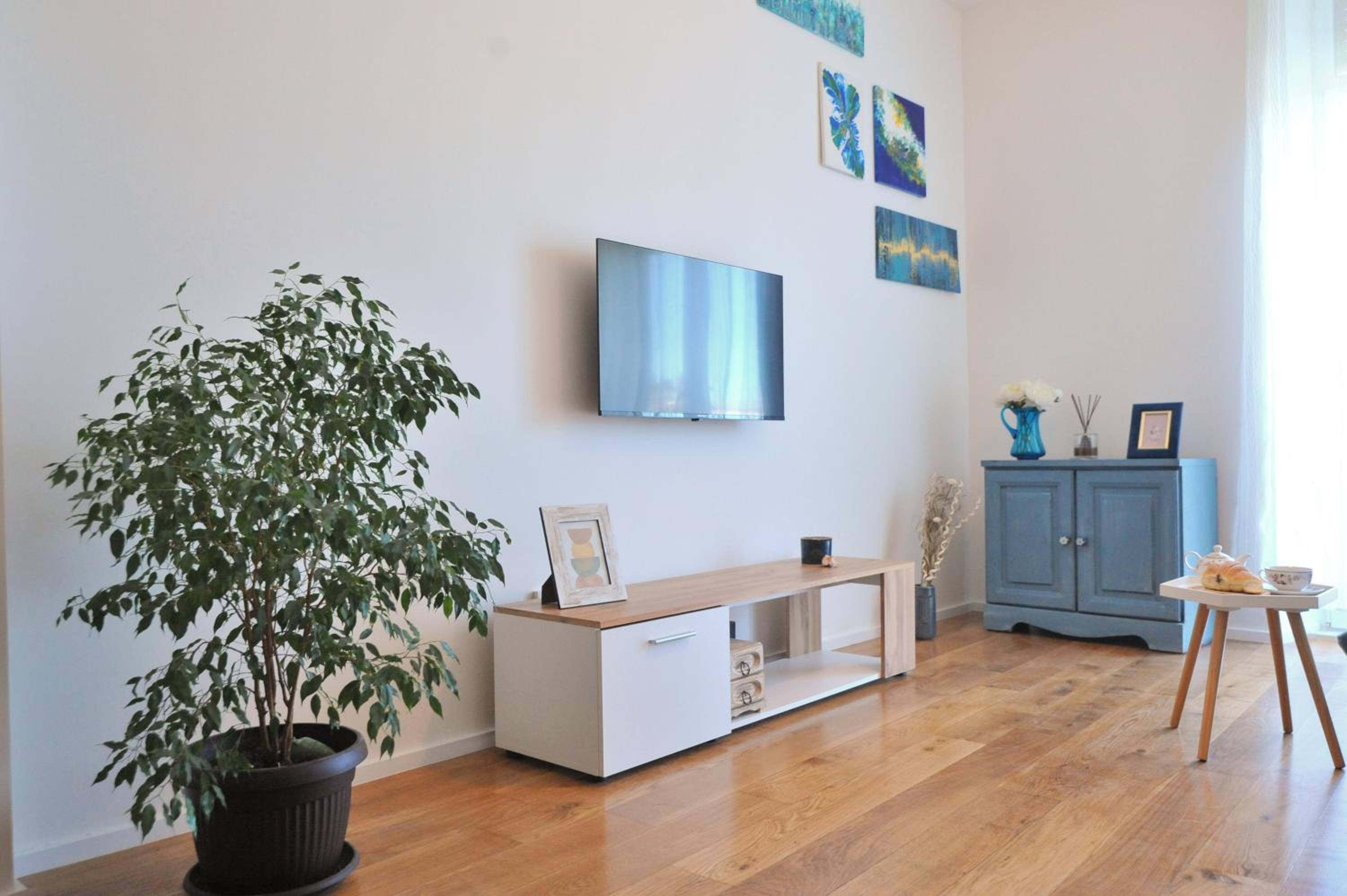 One-Bedroom Apartment - Photo 29