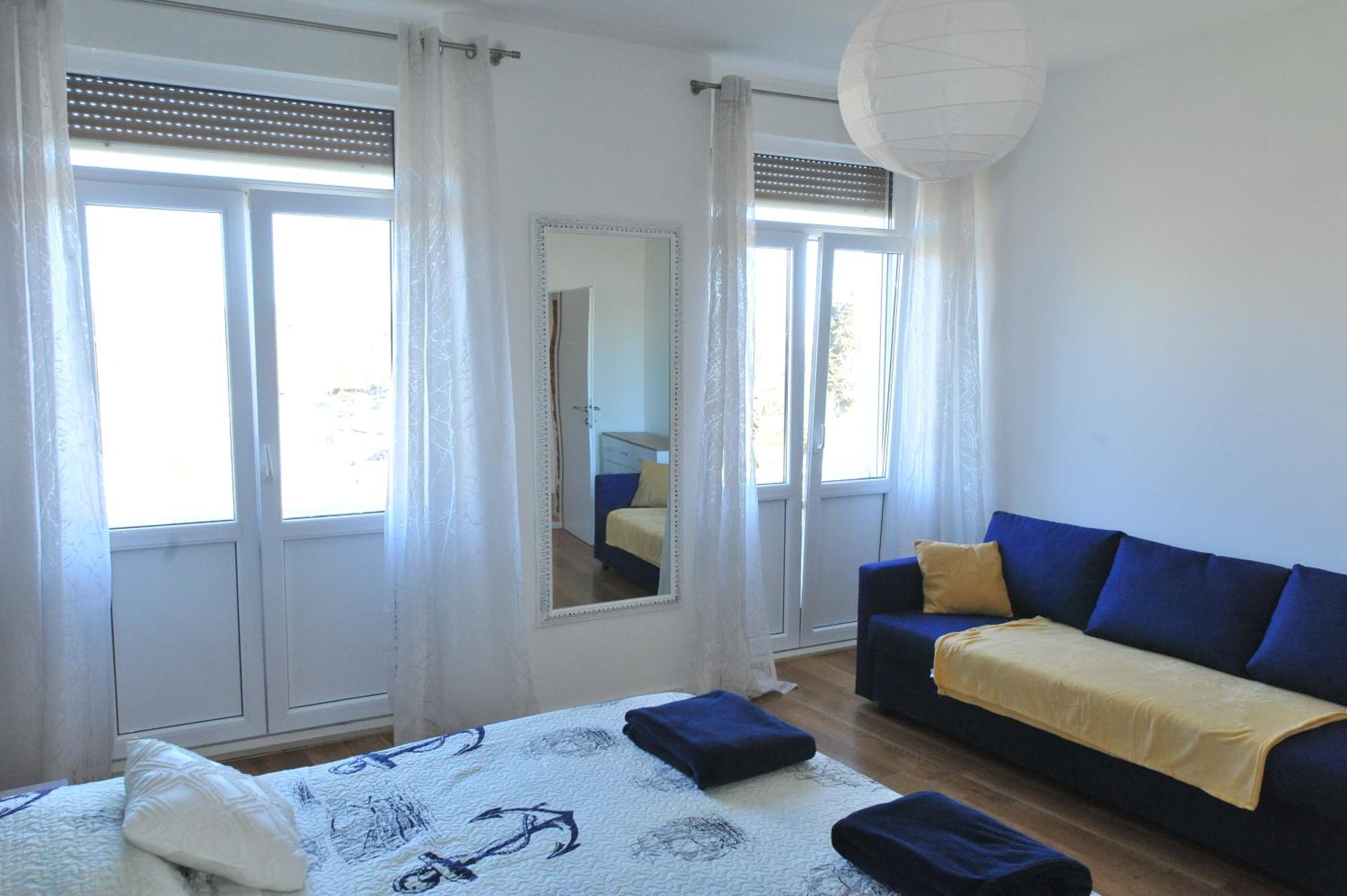 One-Bedroom Apartment - Photo 22