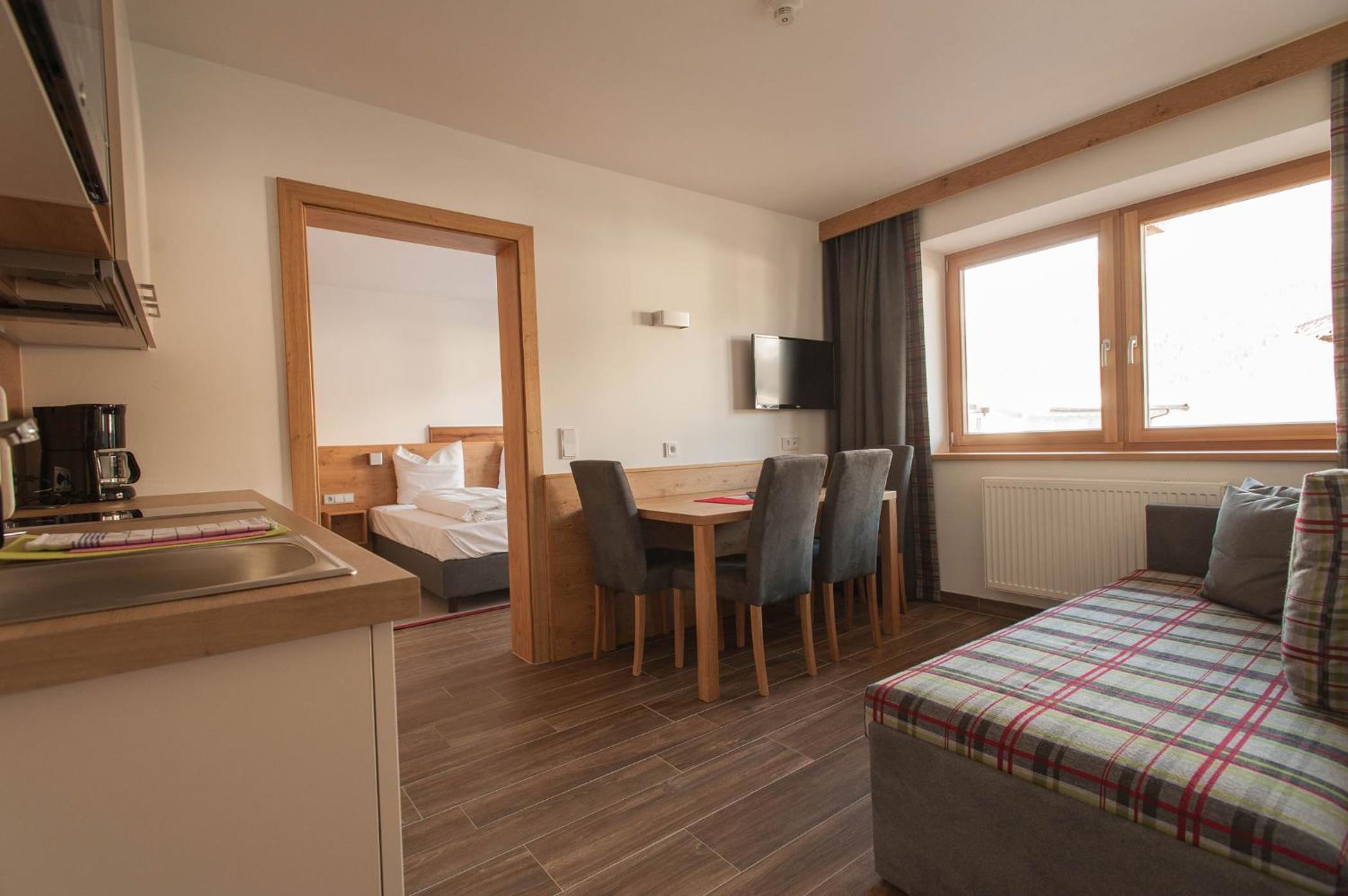Two-Bedroom Apartment (5 Adults) photo 1