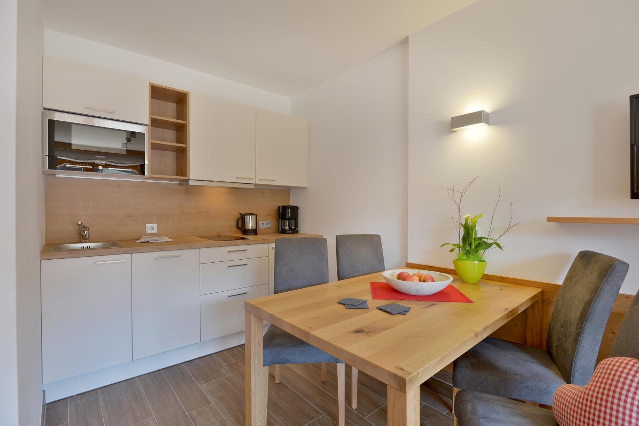 One-Bedroom Apartment (4 Adults) photo 2