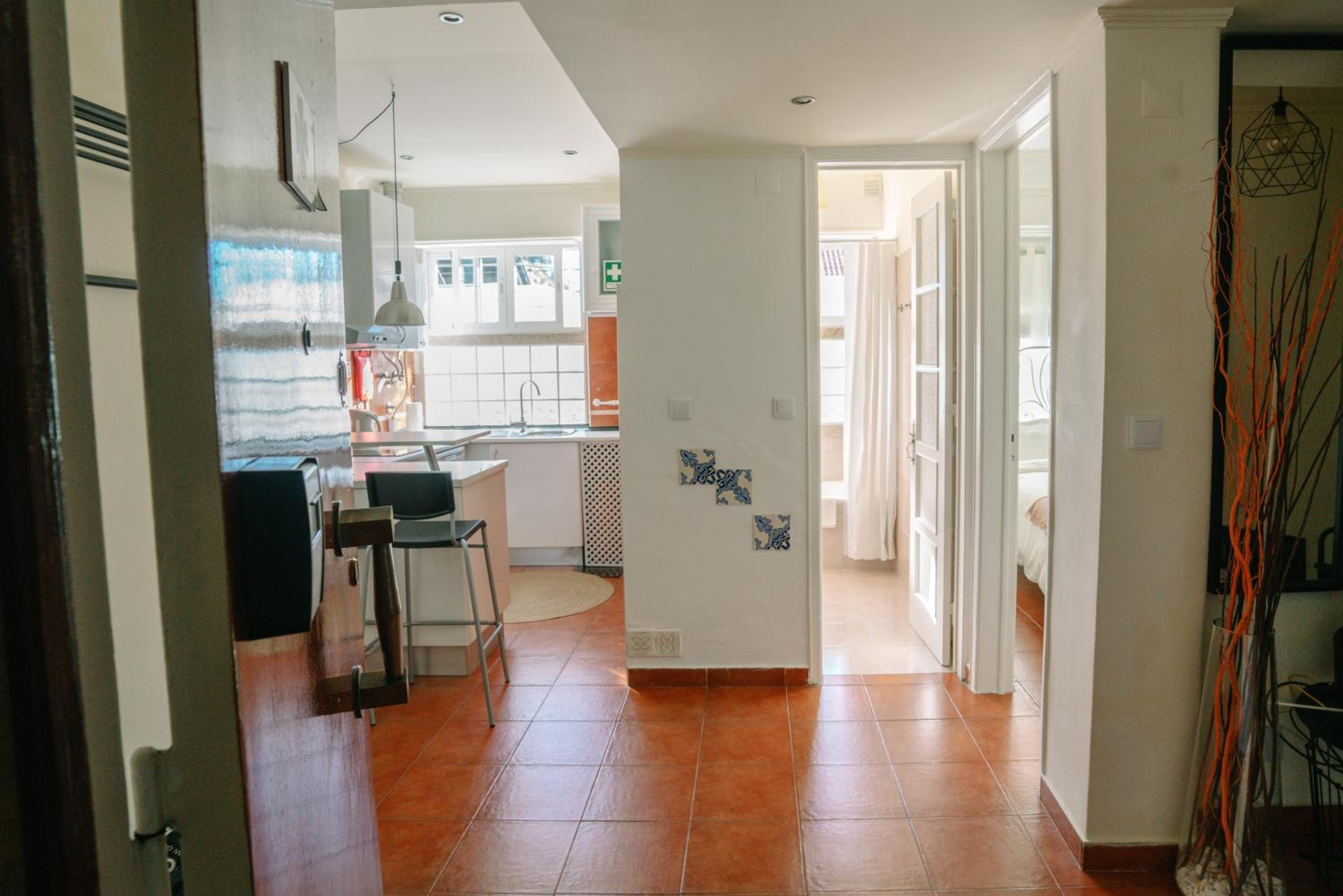 Studio Apartment photo 3