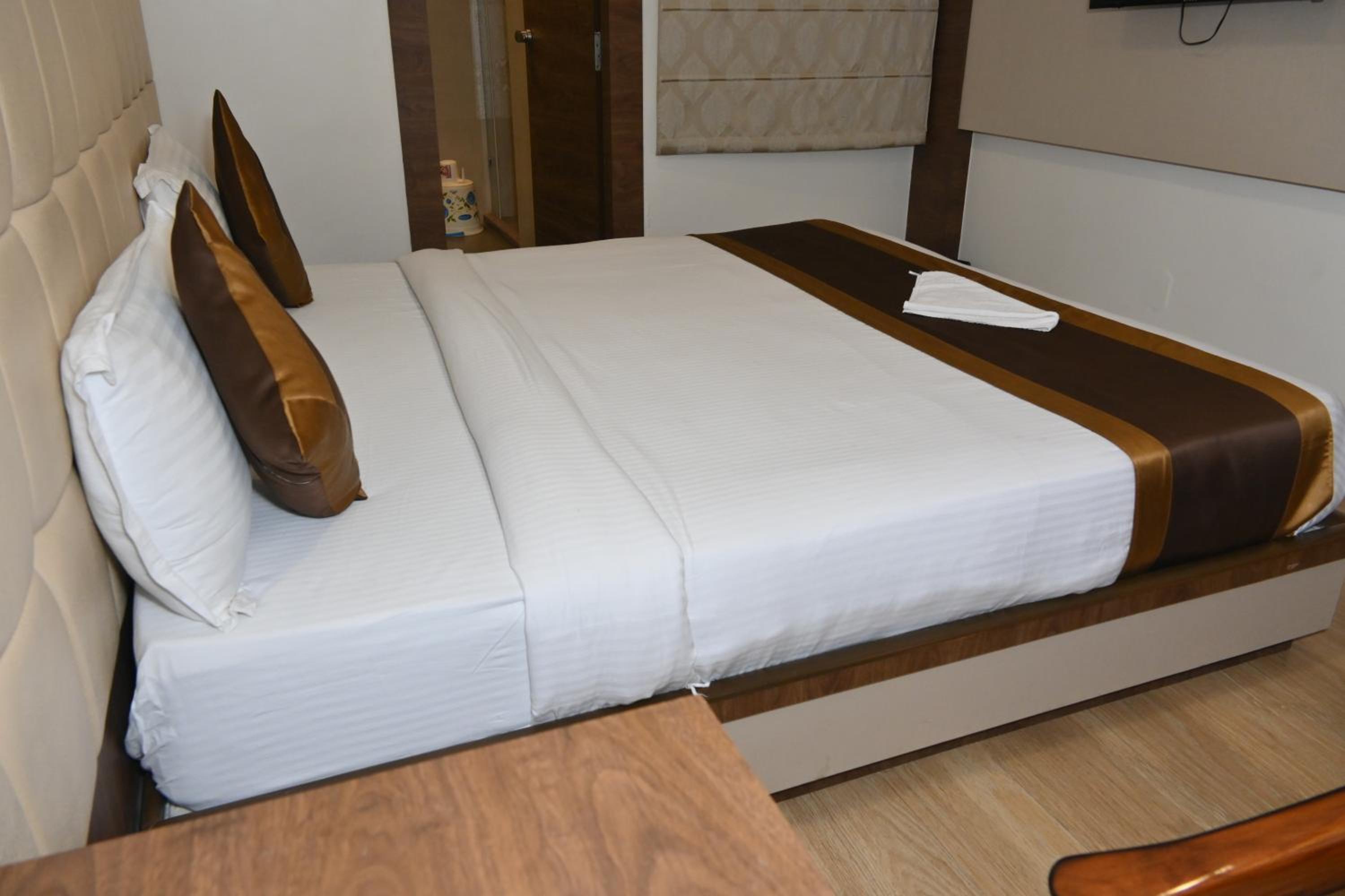Standard Double Room photo 2