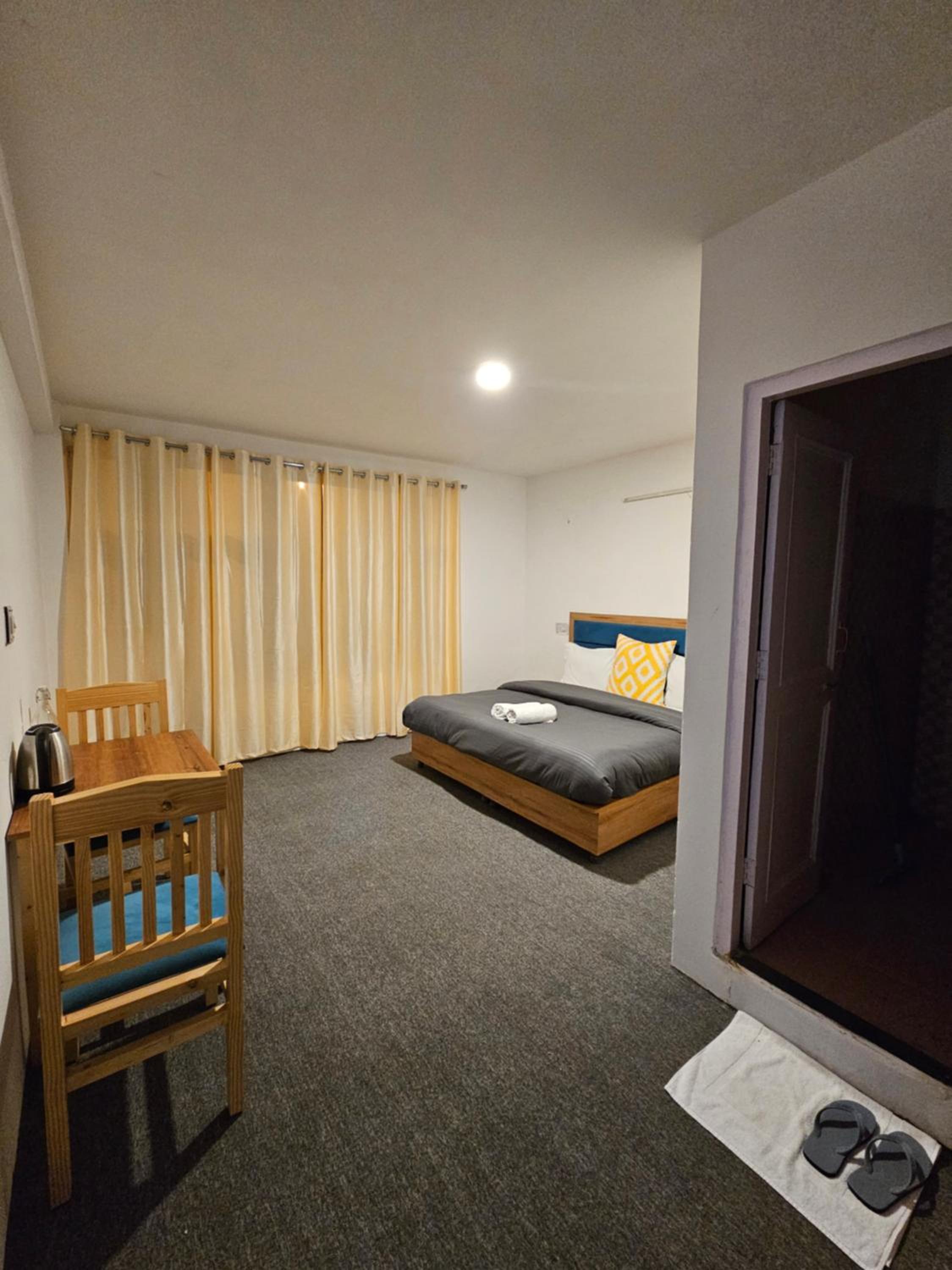 Deluxe Double Room with Balcony - Photo 2