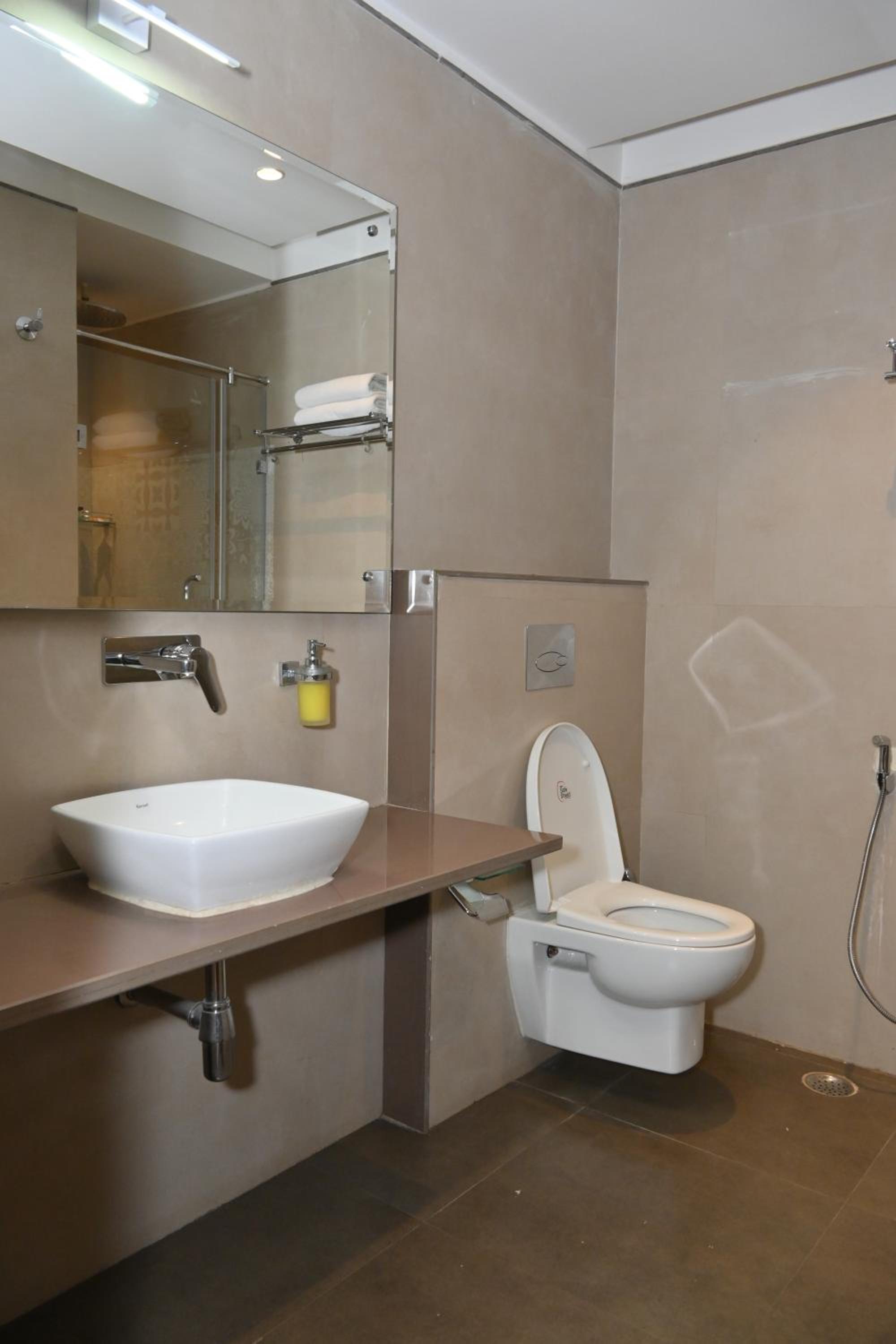 Standard Twin Room photo 3