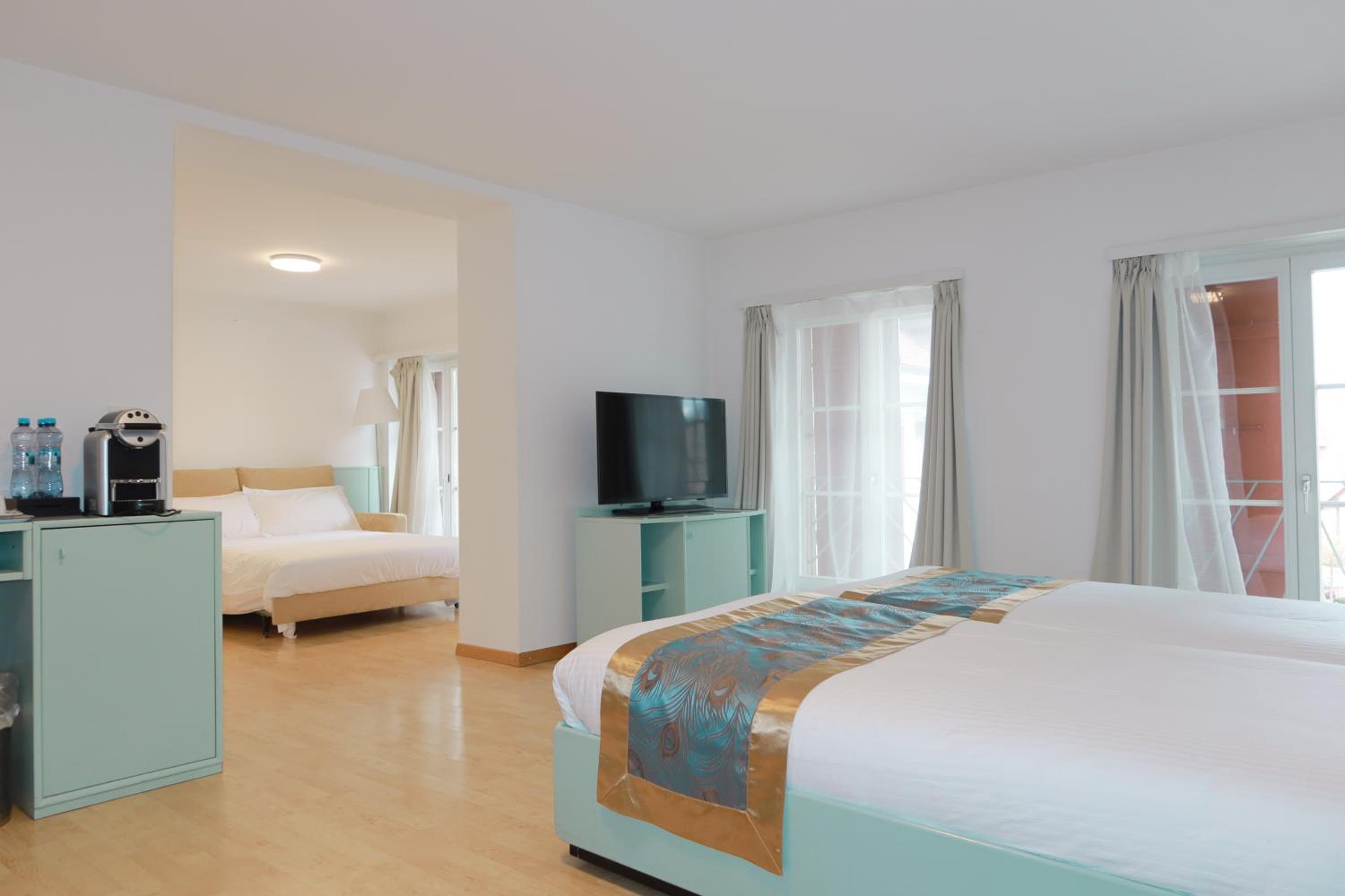 Superior Suite - Photo 1