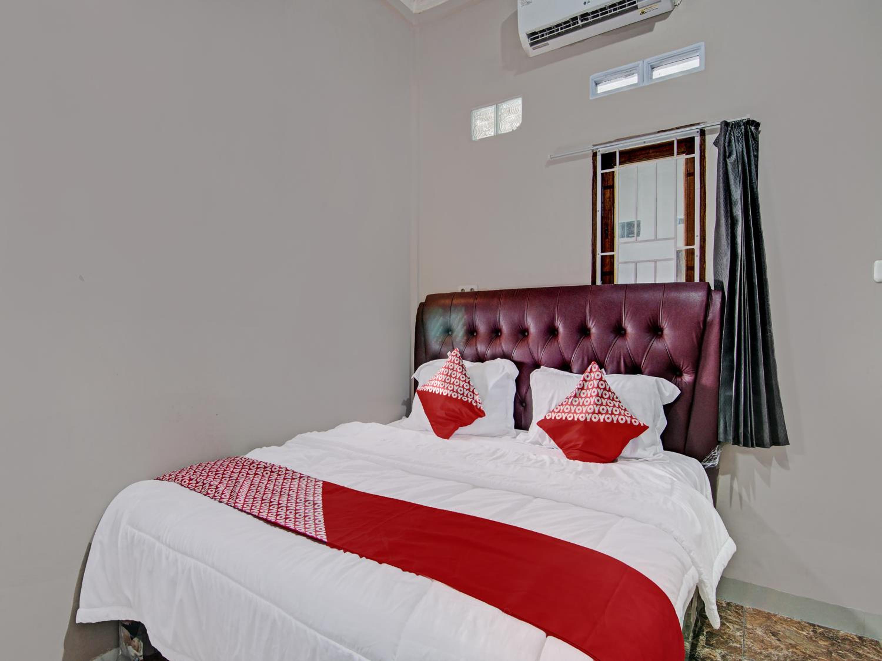 Deluxe Double Room - Photo 12