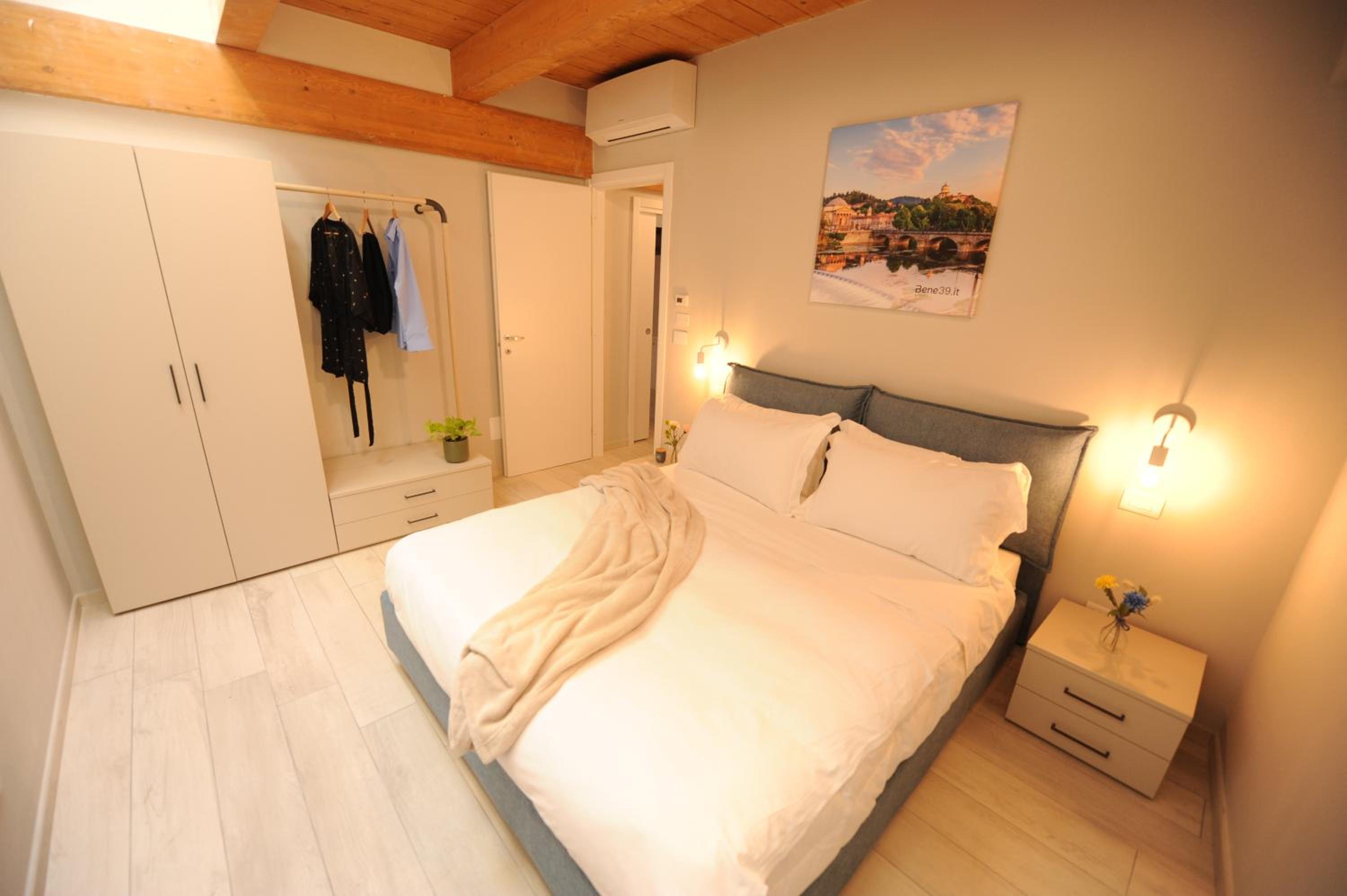 Two-Bedroom Apartment - Photo 26