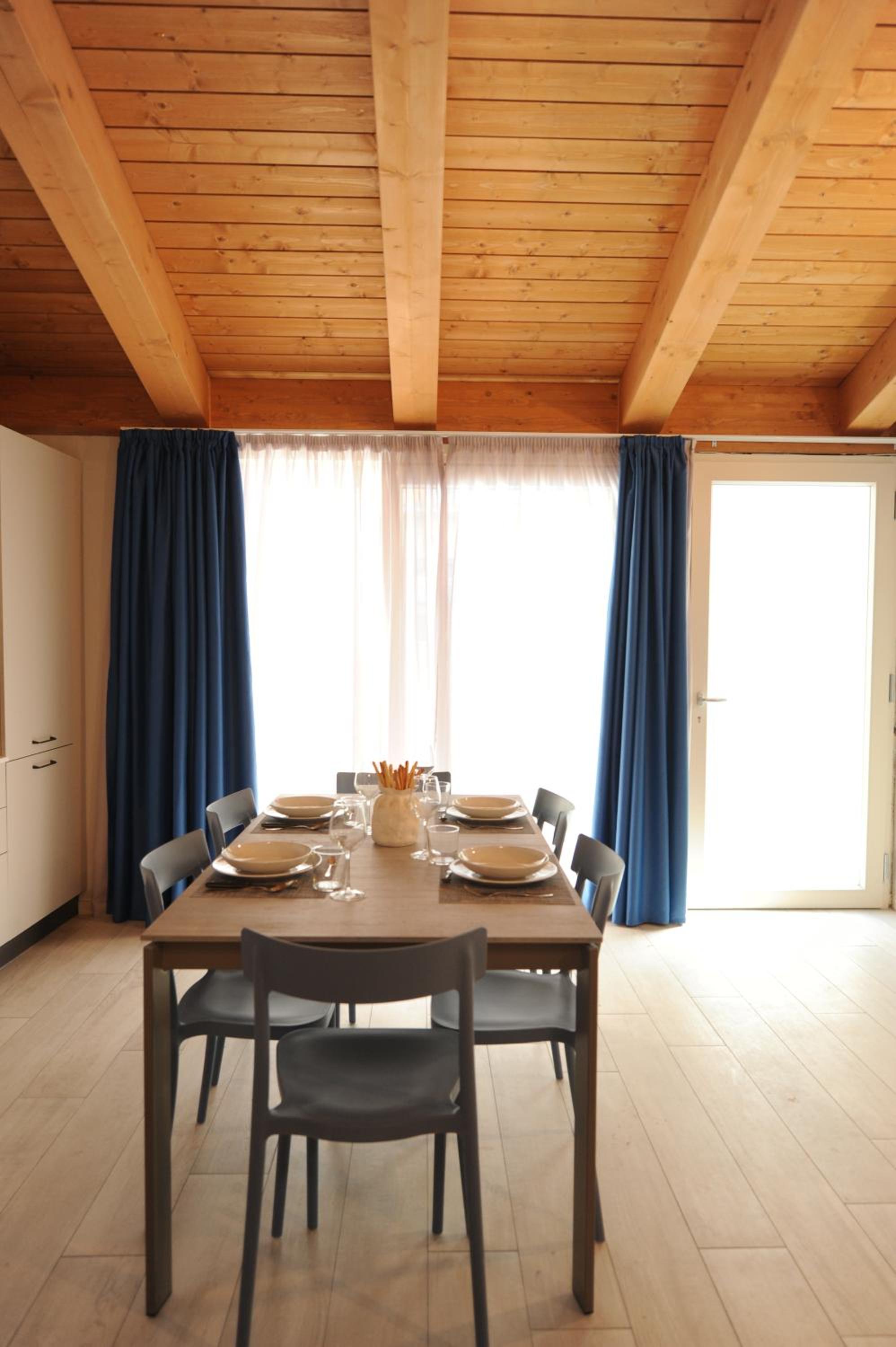 Two-Bedroom Apartment - Photo 18
