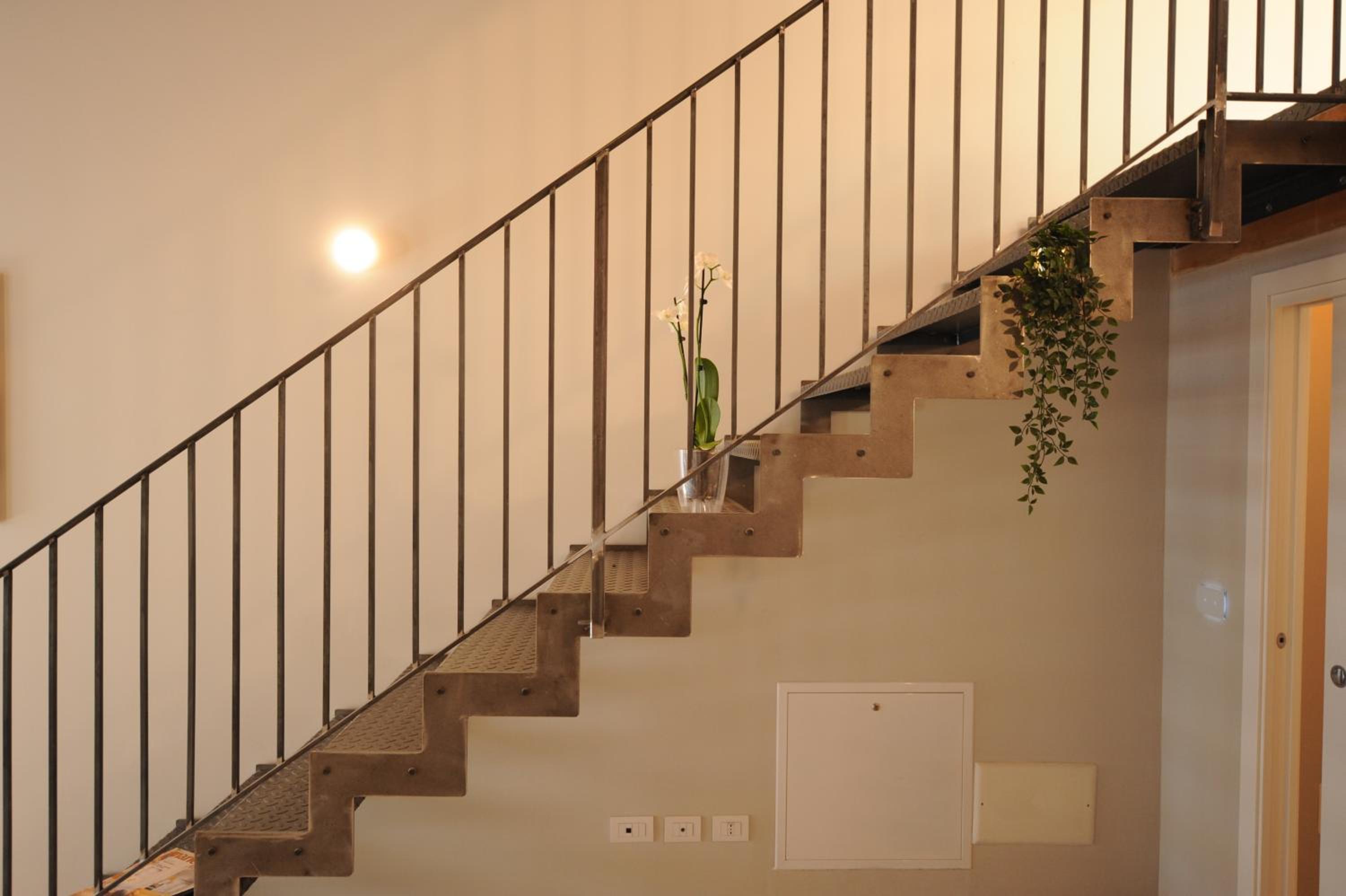 Two-Bedroom Apartment - Photo 30