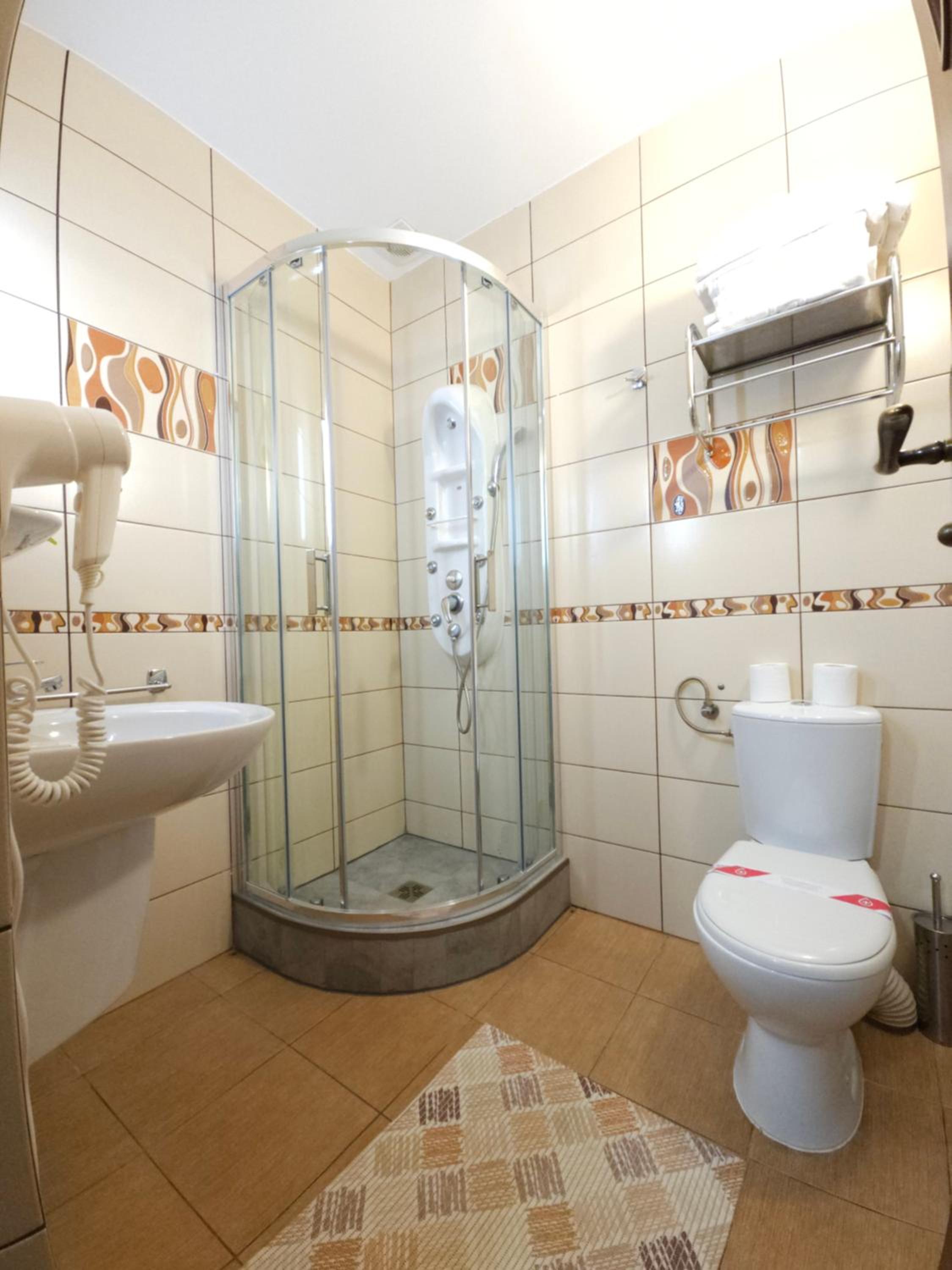 Two-Bedroom Apartment - Photo 4