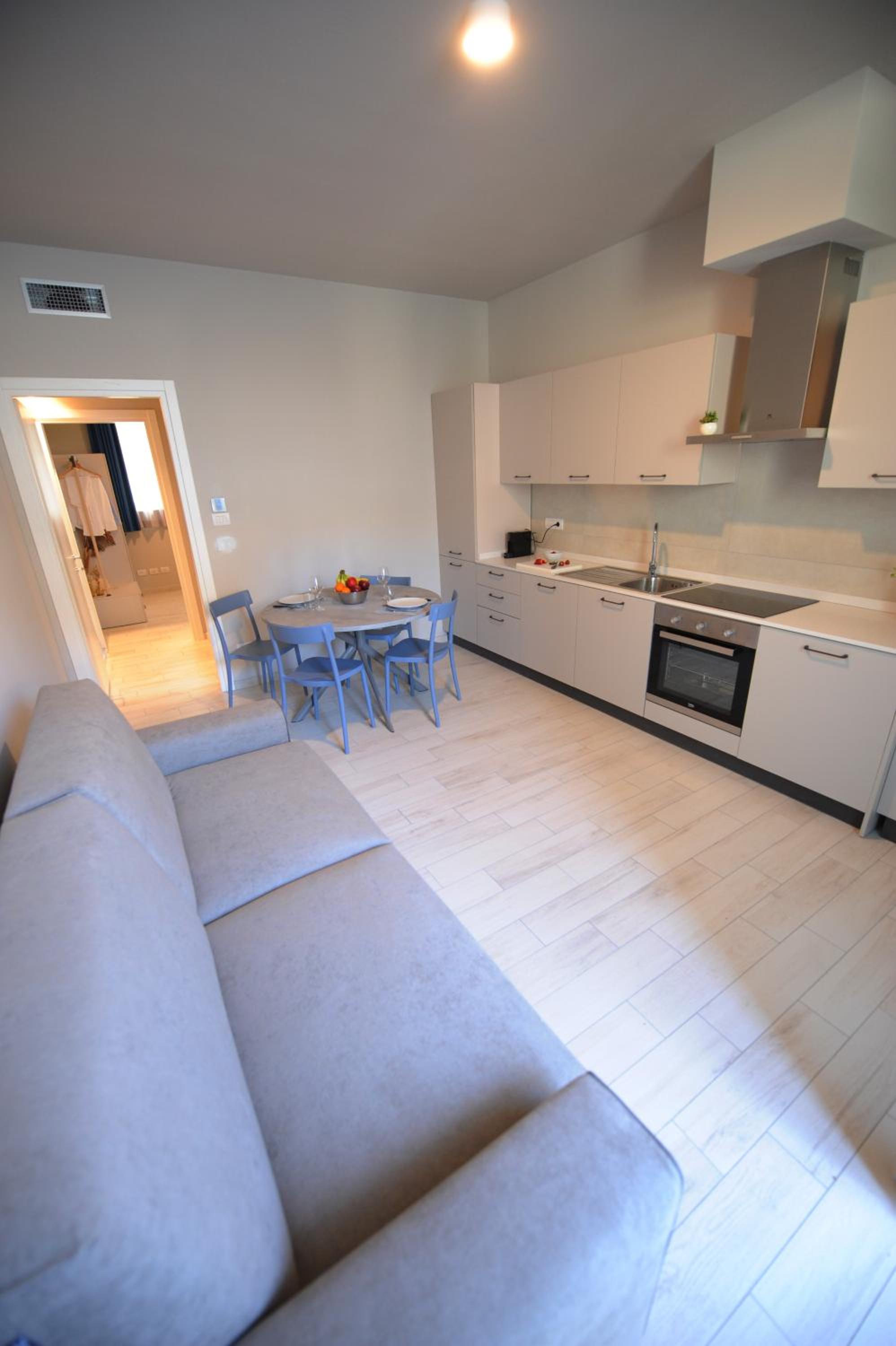 One-Bedroom Apartment - Photo 14