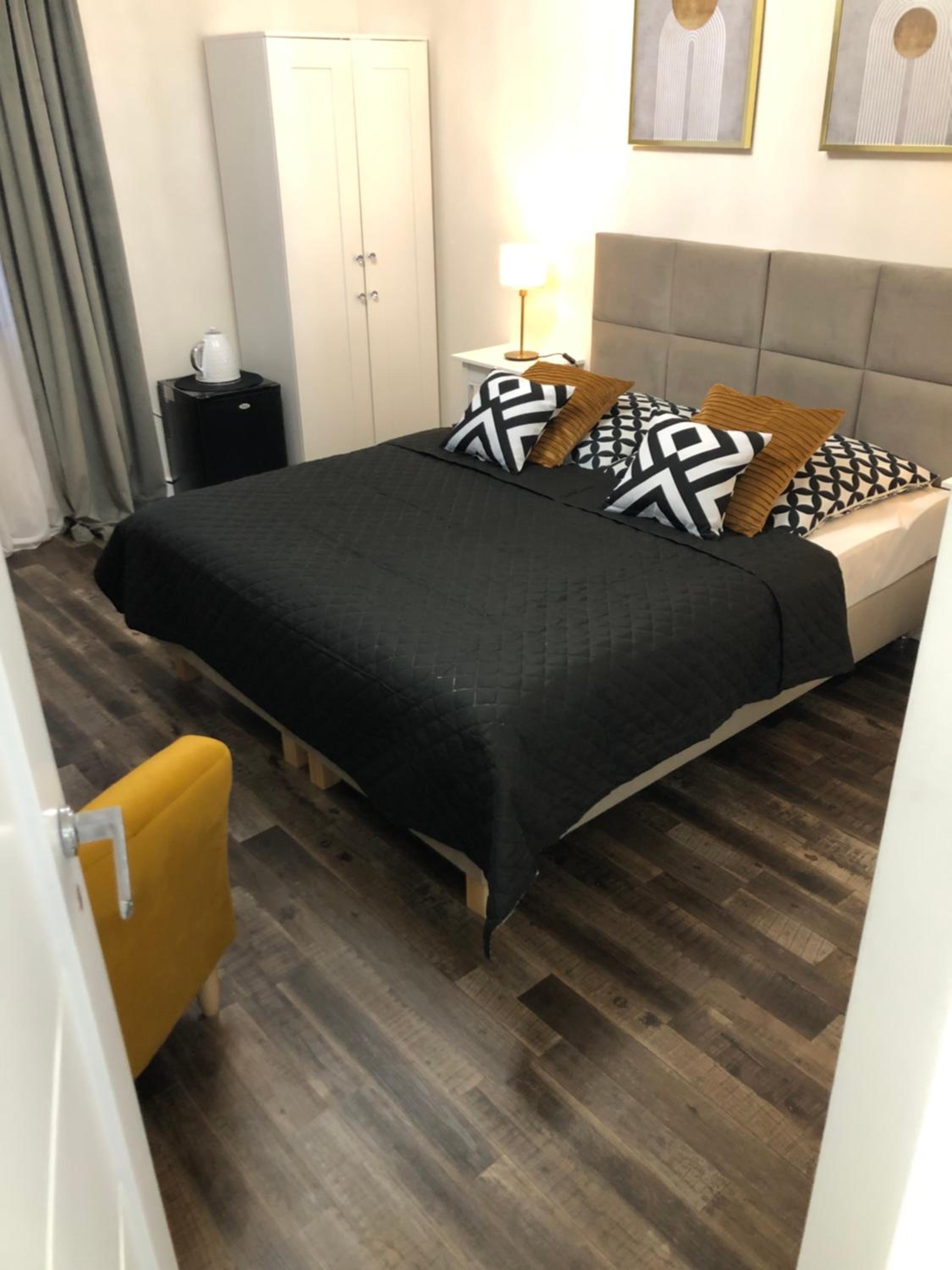 Deluxe Double or Twin Room photo 2