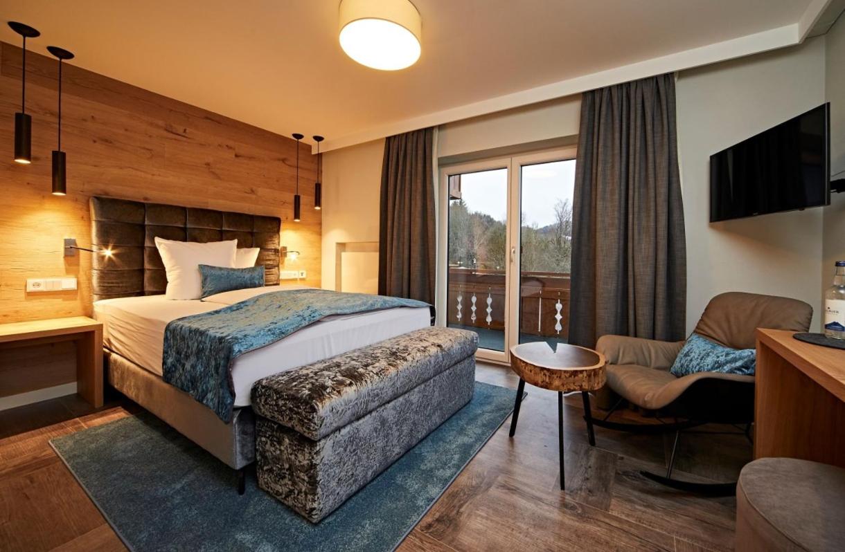 Single Room with Balcony photo 2