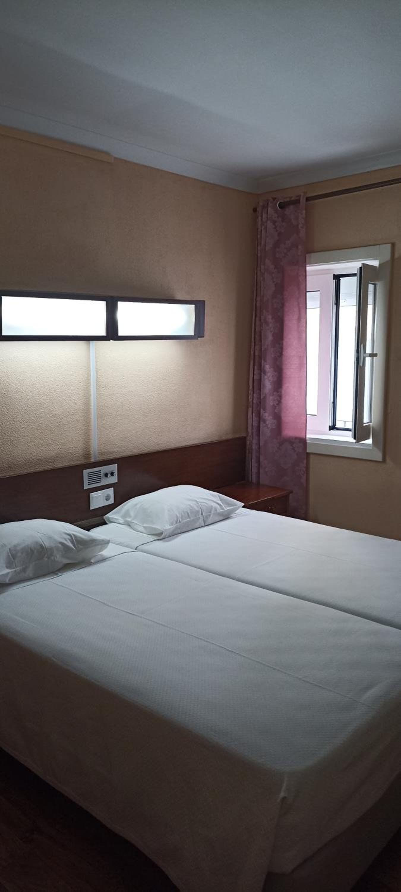 Twin Room No Balcony photo 2