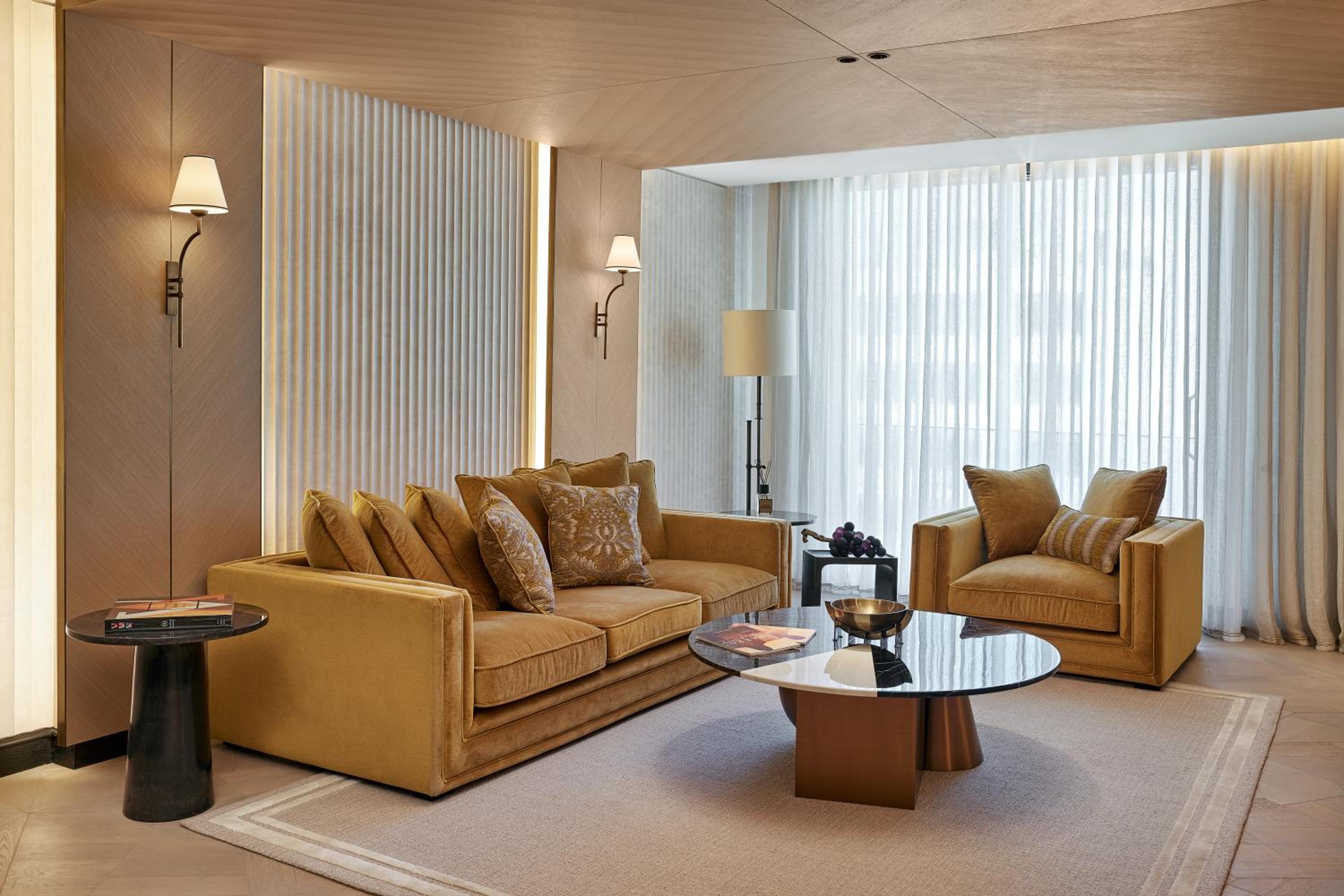 Signature City Suite