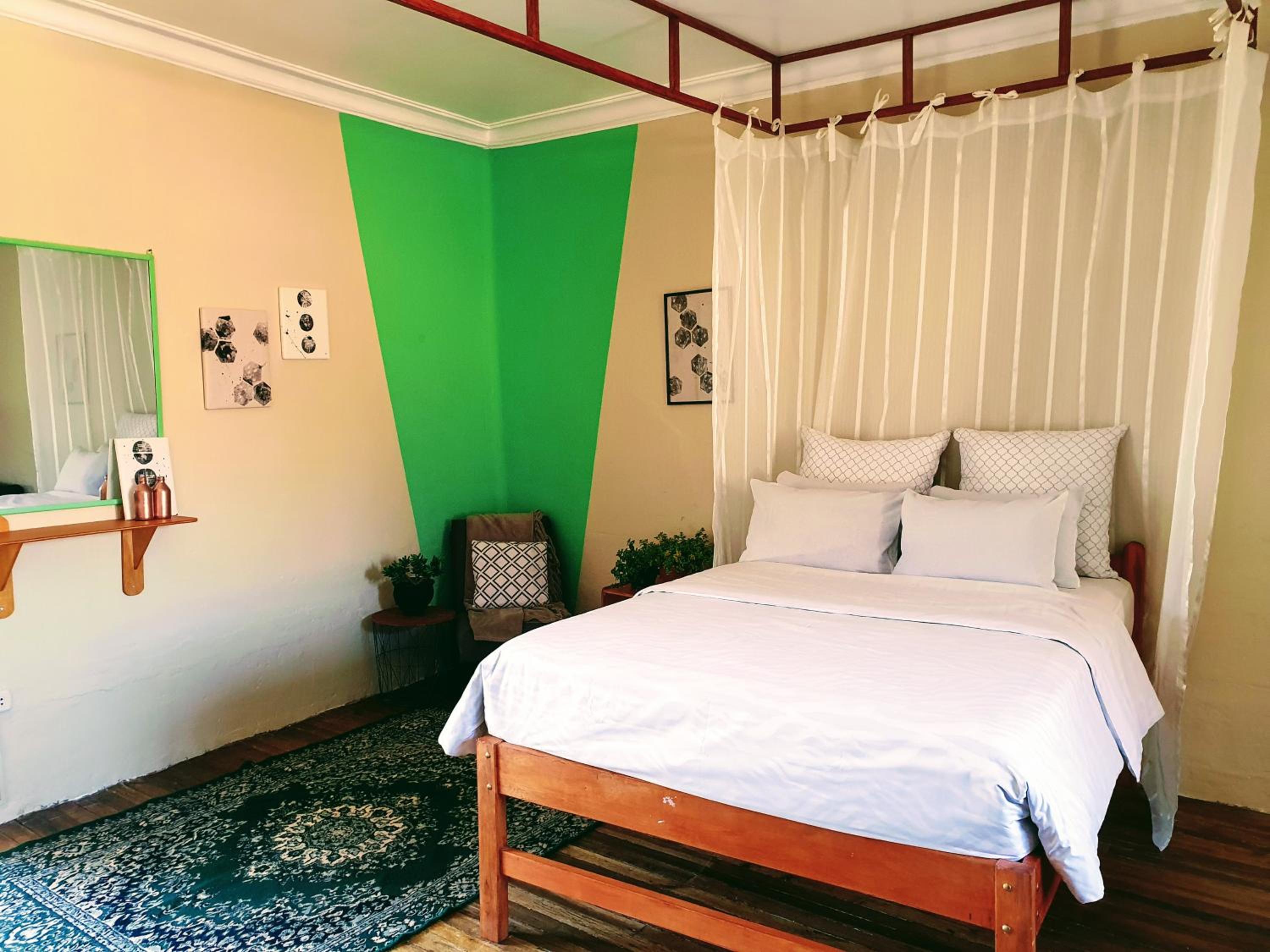 Deluxe Double Room with City View photo 2