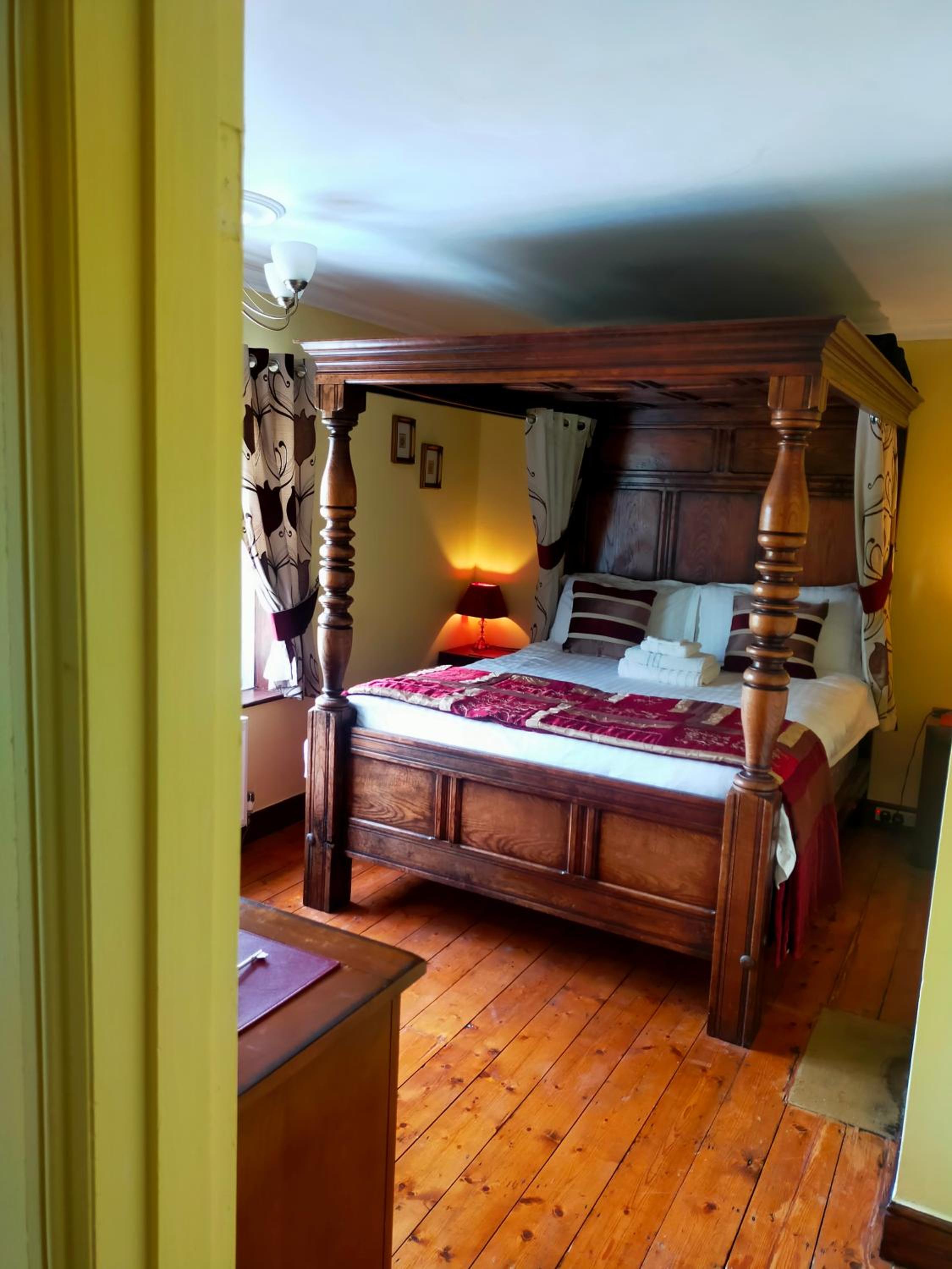 King Room with Garden View