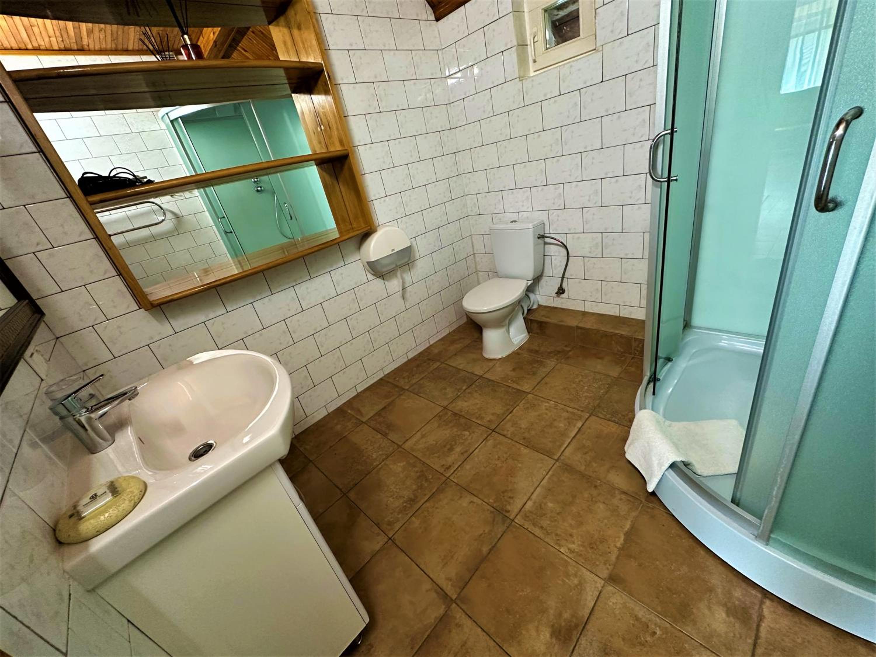 Triple Room - Photo 5