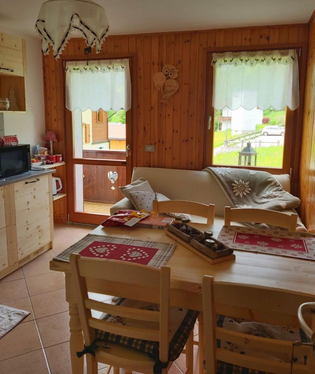 Two-Bedroom House photo 2