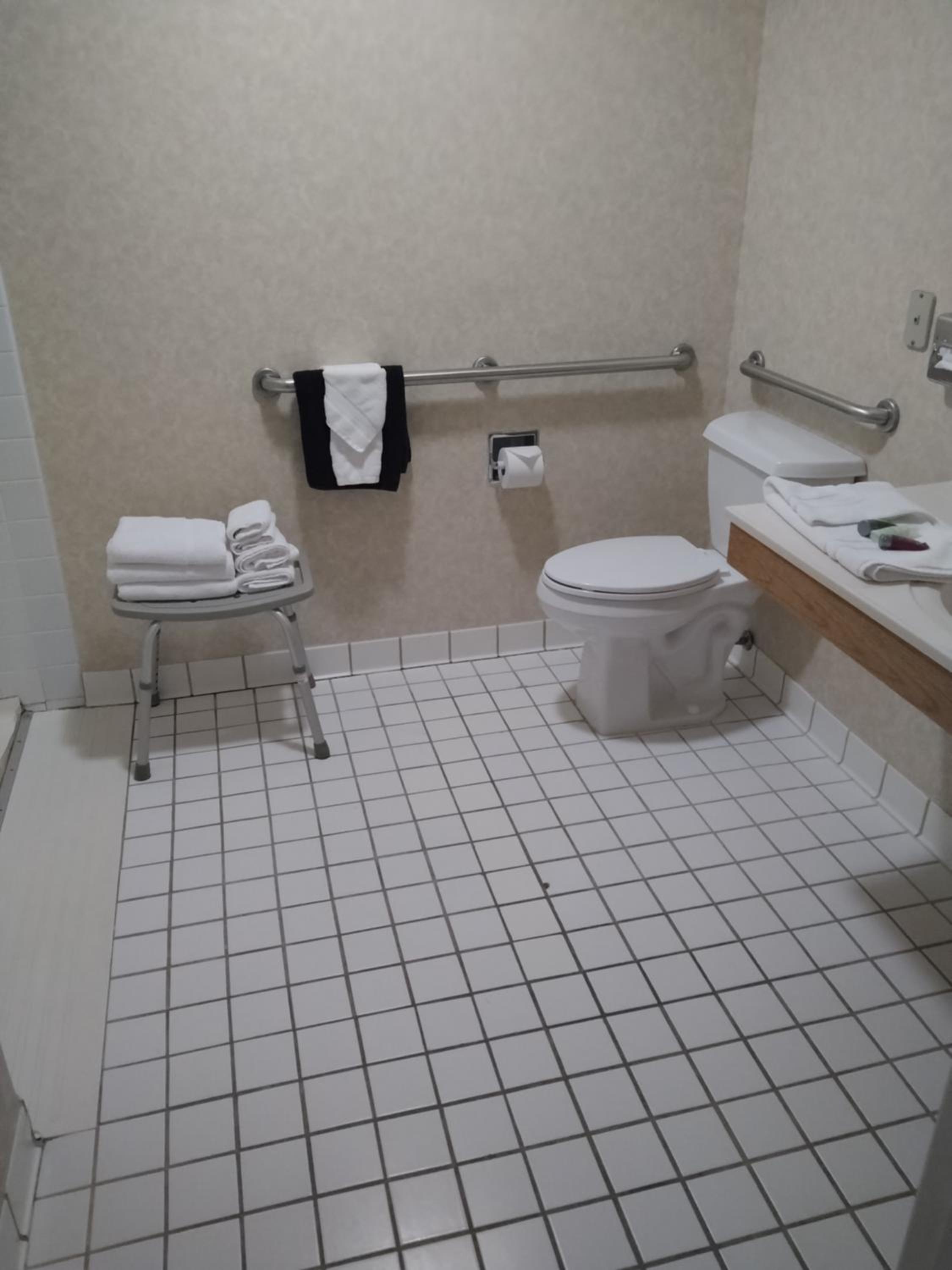 Double Room - Disability Access - Photo 2