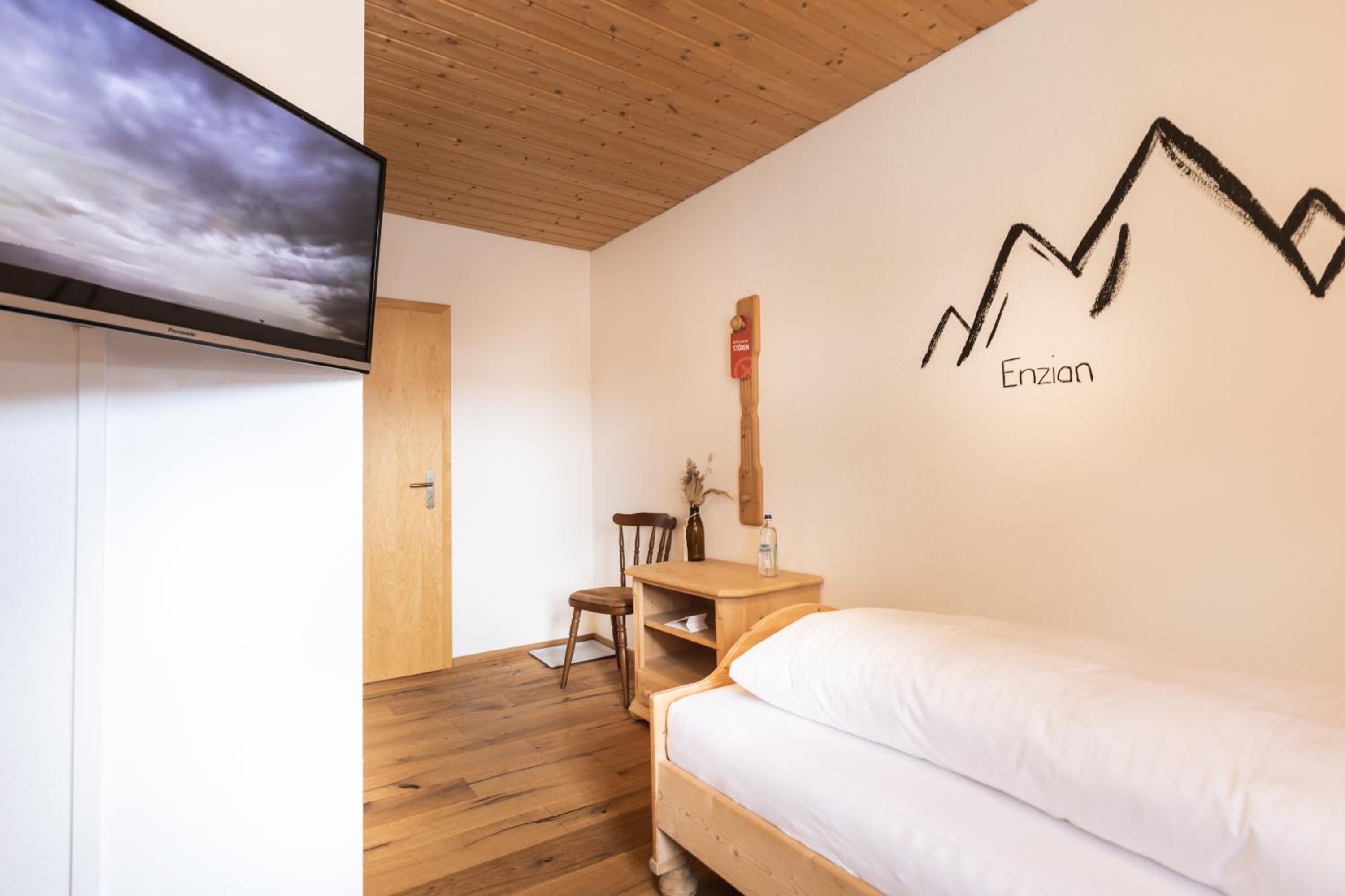 Single Room photo 2