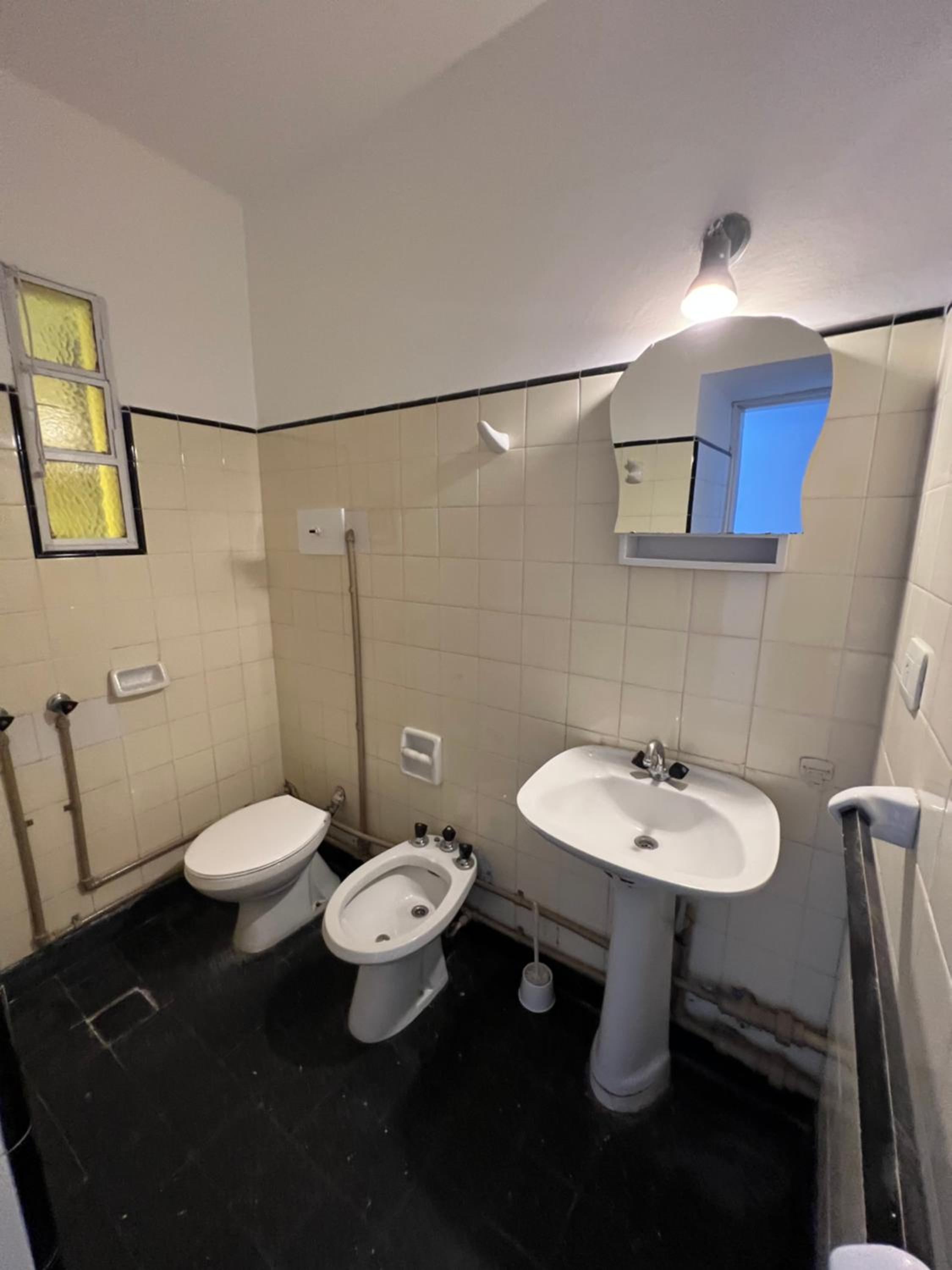 Single Bed in Male Dormitory Room with Shared Bathroom photo 2