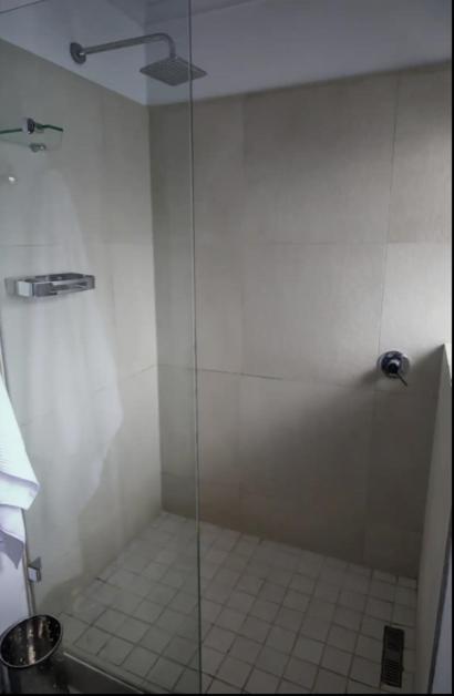 Deluxe Double Room with Balcony - Photo 18