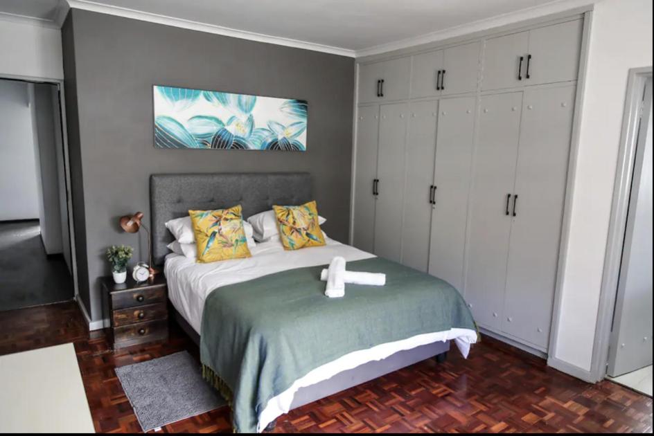 Deluxe Double Room with Balcony - Photo 1