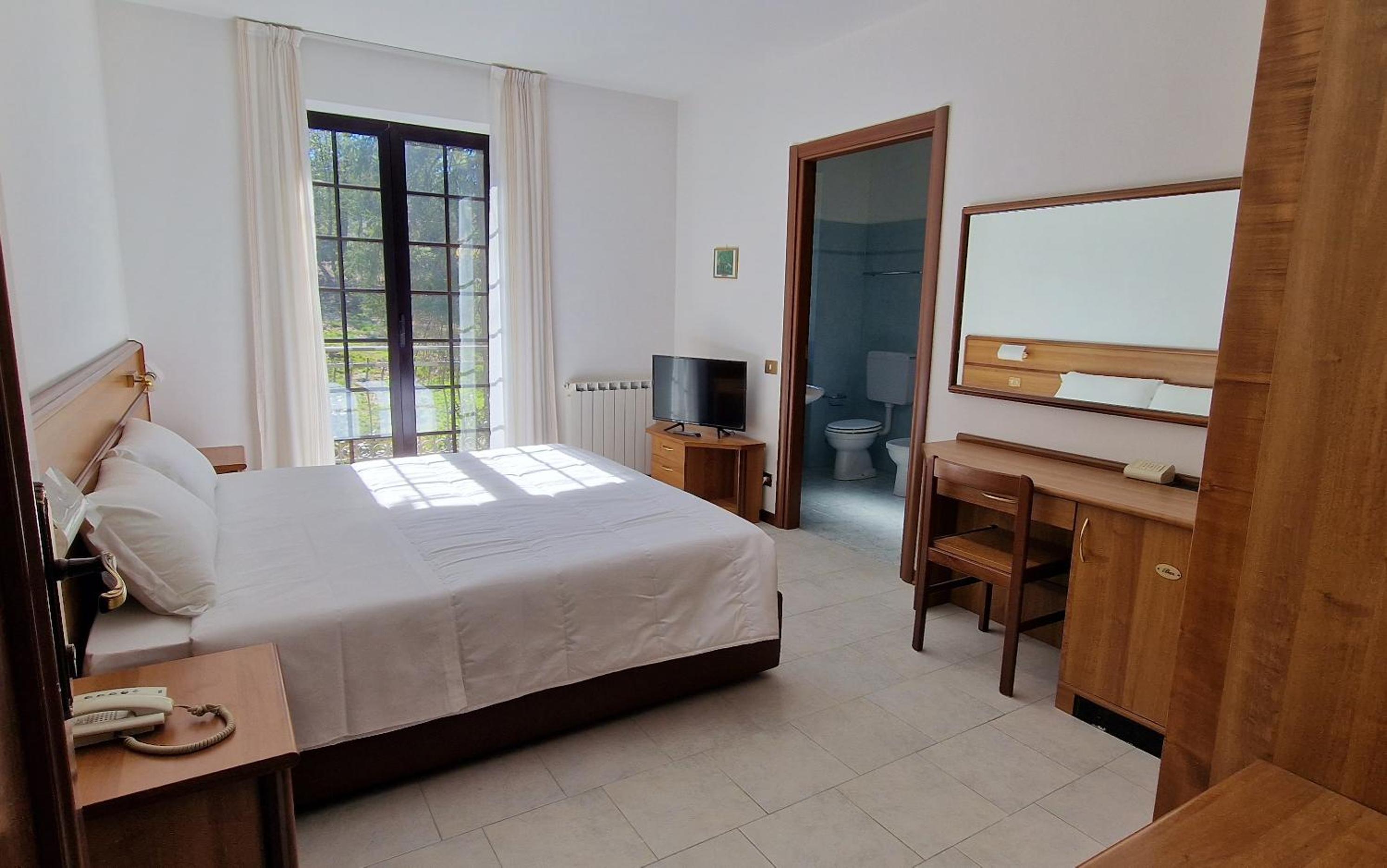 Double Room with Balcony photo 1