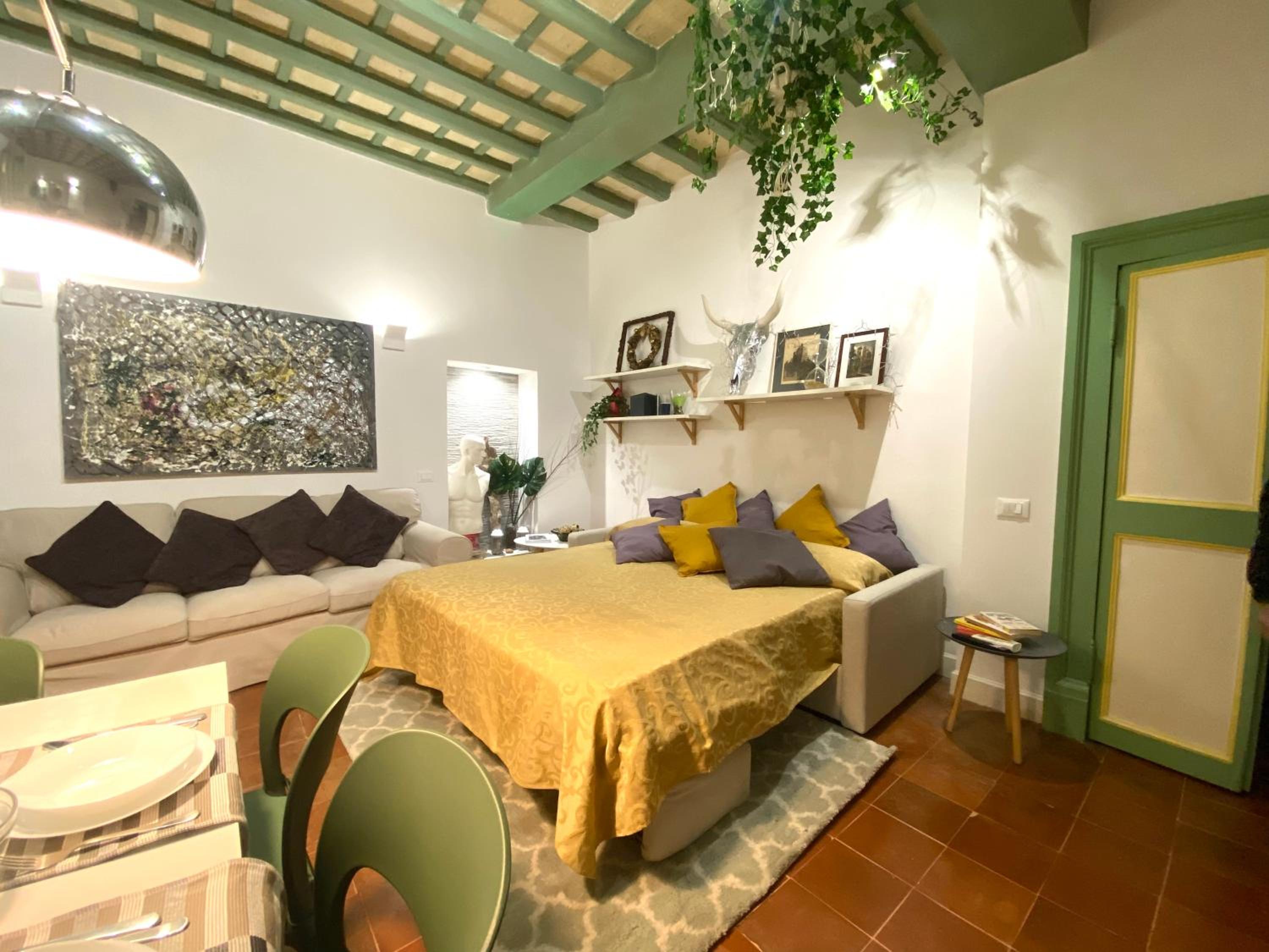 Deluxe Apartment
