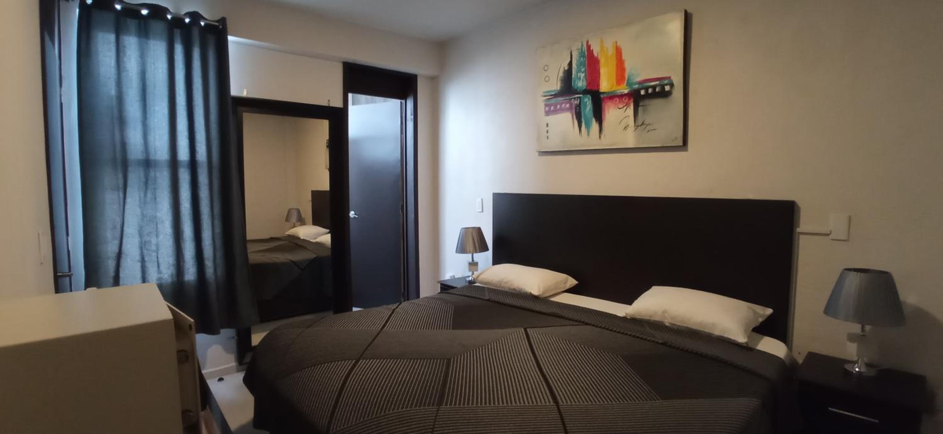 Deluxe King Room photo 1
