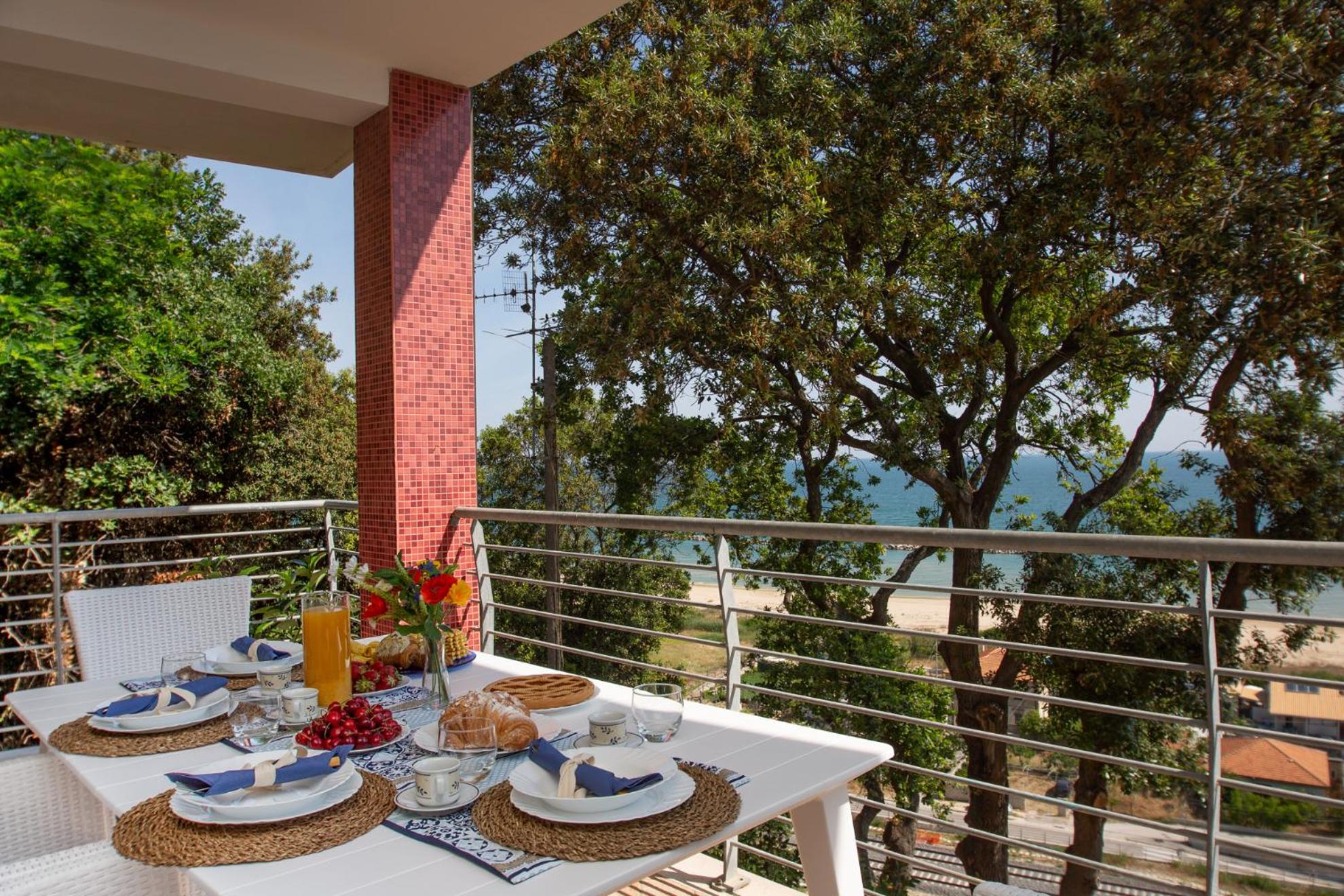 Maisonette photo 2